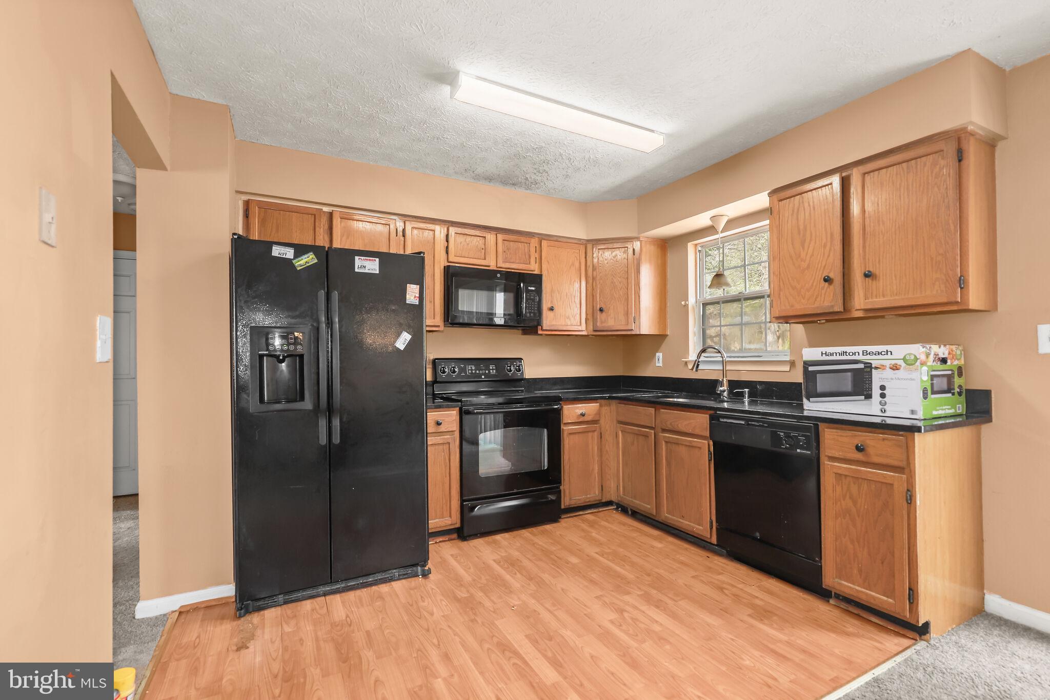 HARBOUR OAKS - Residential