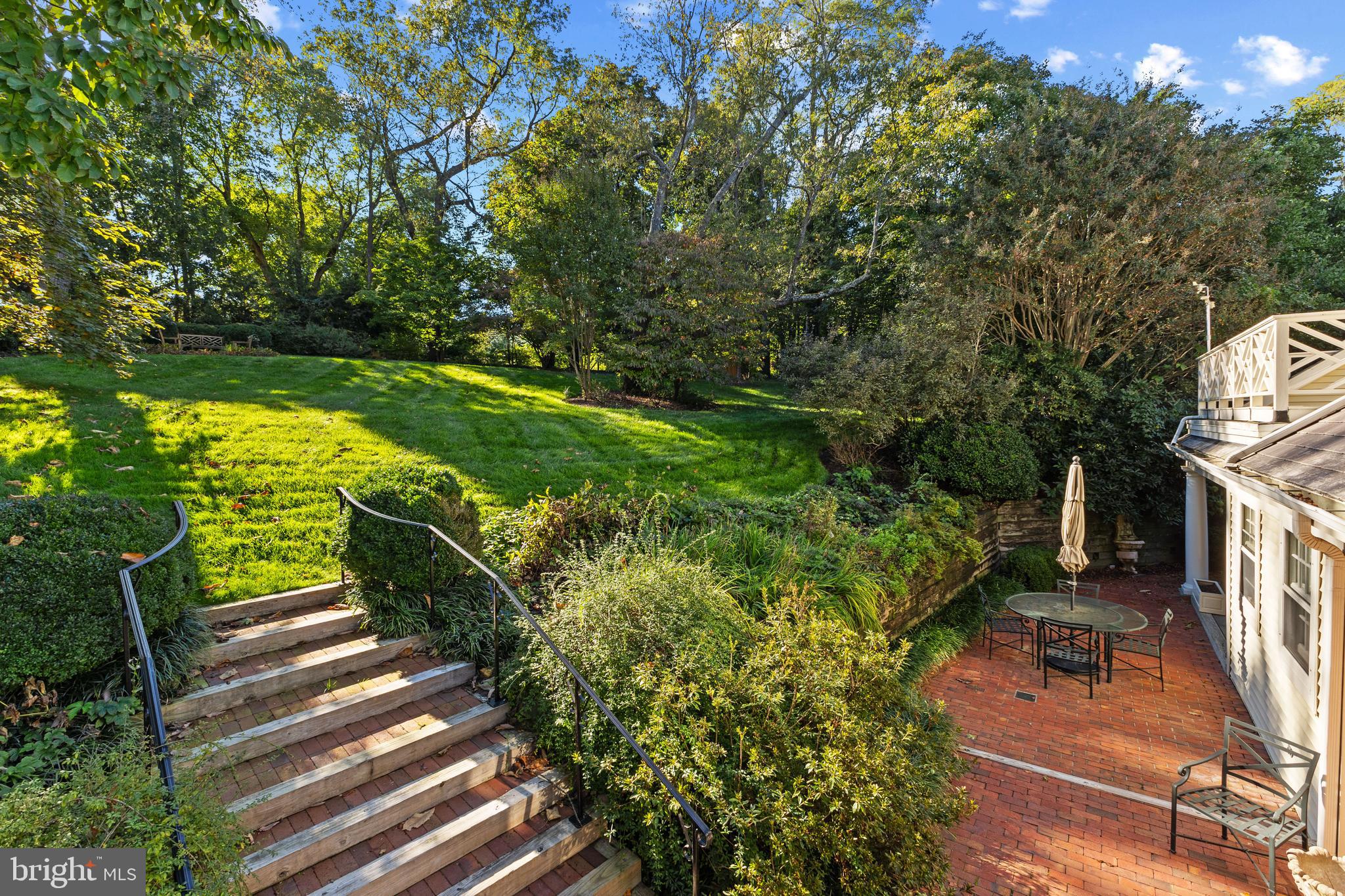 MASON HILL - Residential