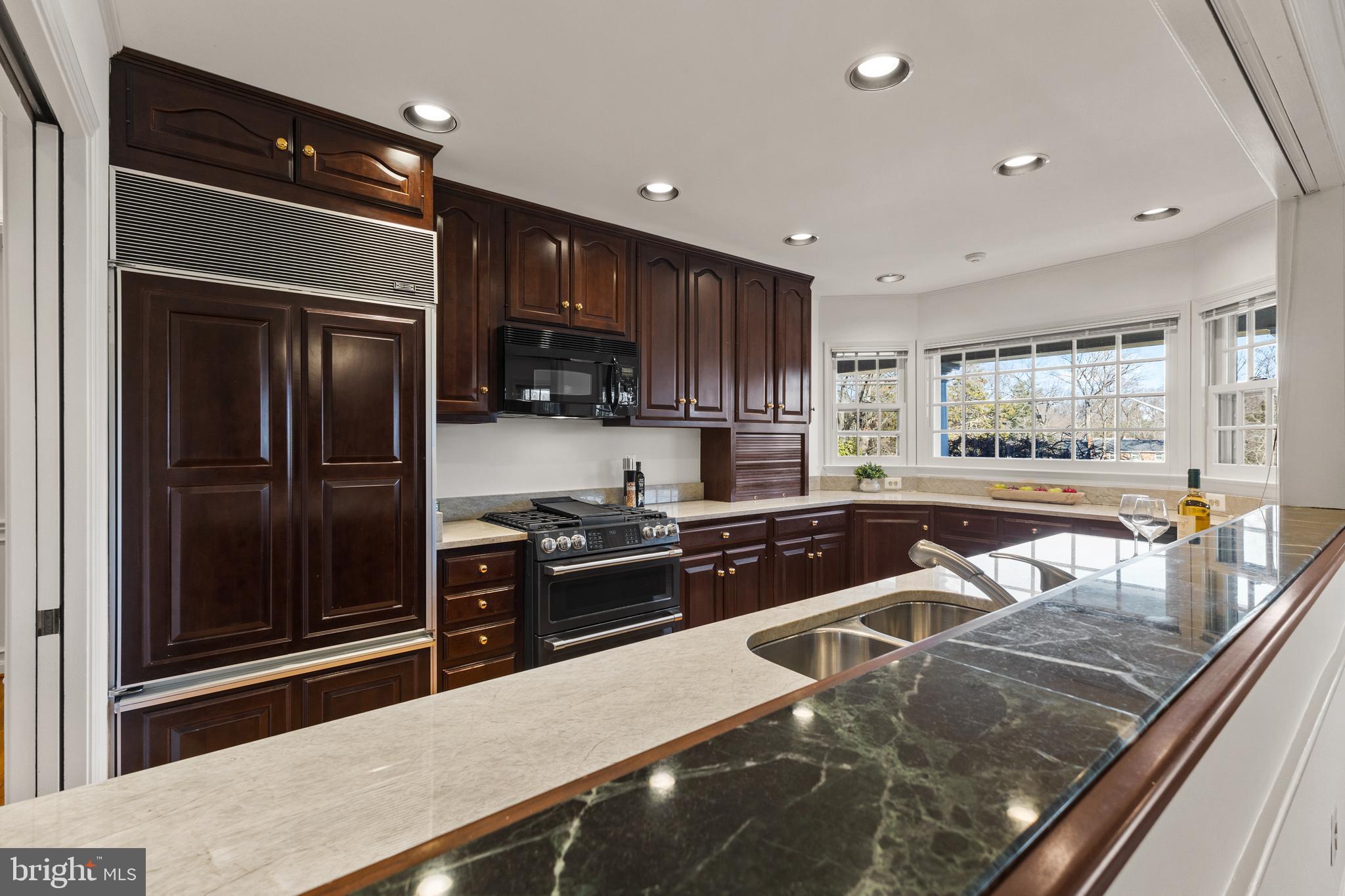 MASON HILL - Residential