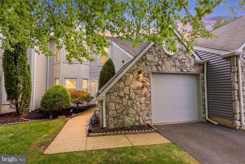 Townhouse For Rent - 44 Gaylord Court<br/> Bucks County, NEWTOWN, PA 18940