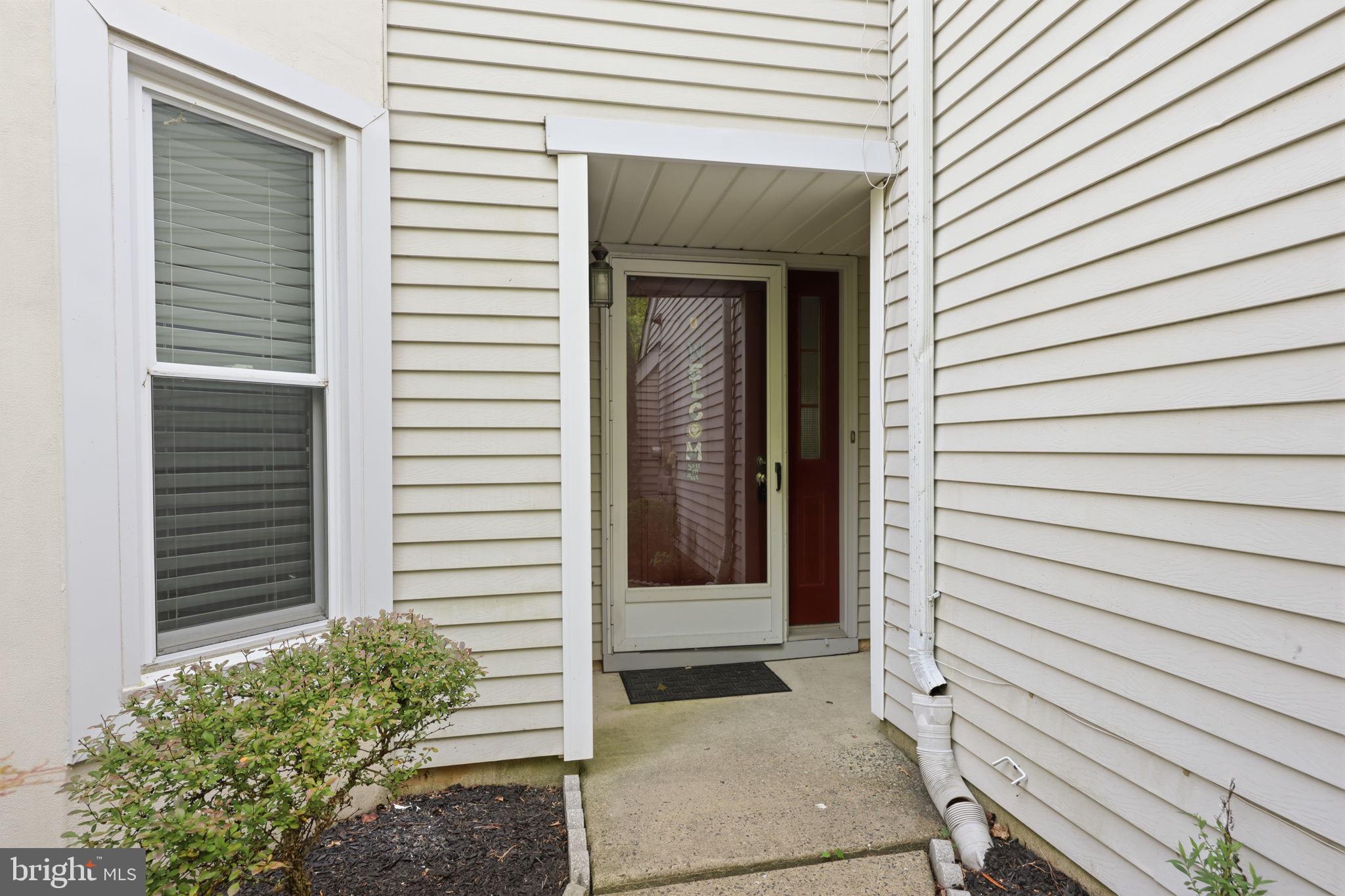 44 GAYLORD COURT