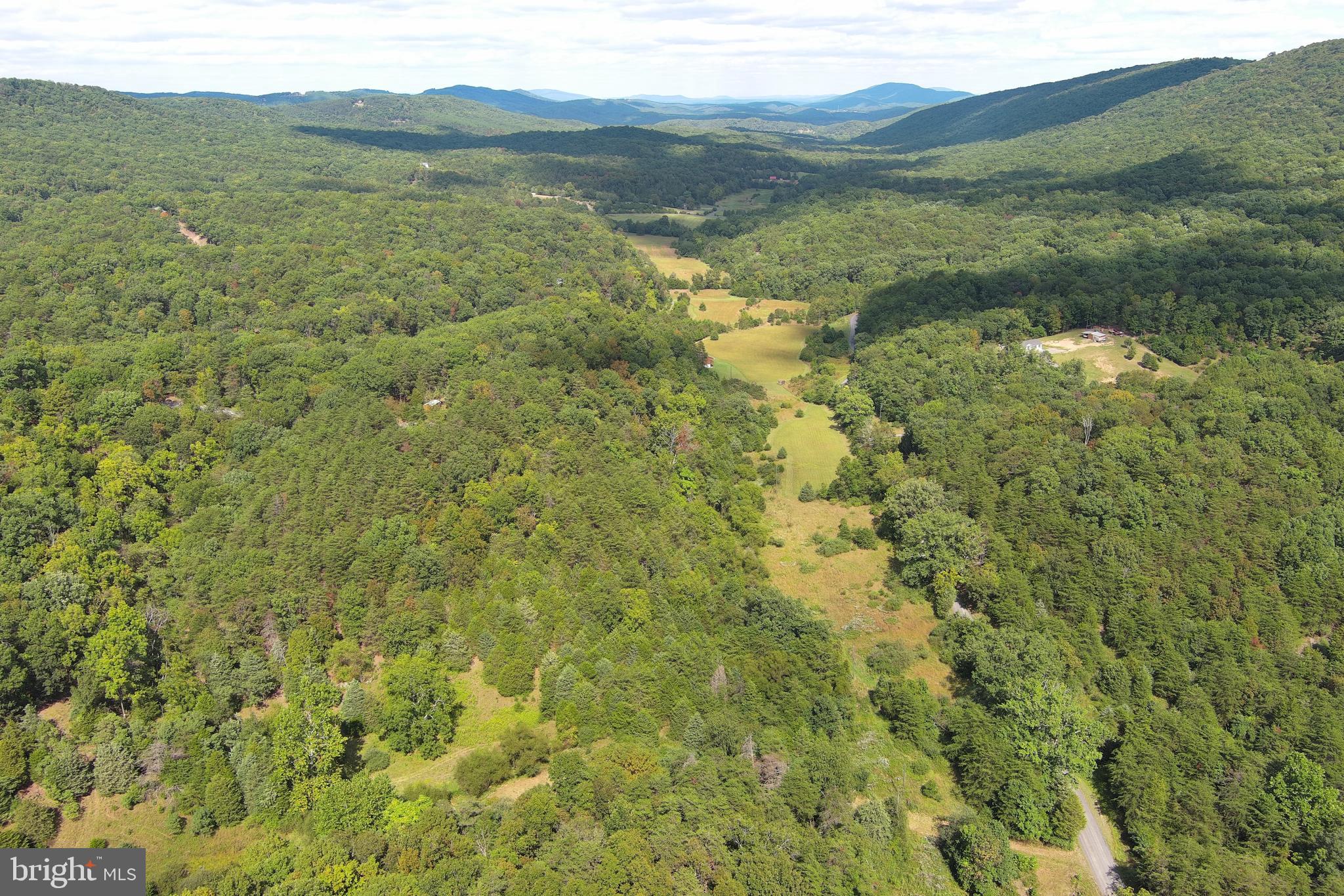 HAMILTON ESTATES - Land