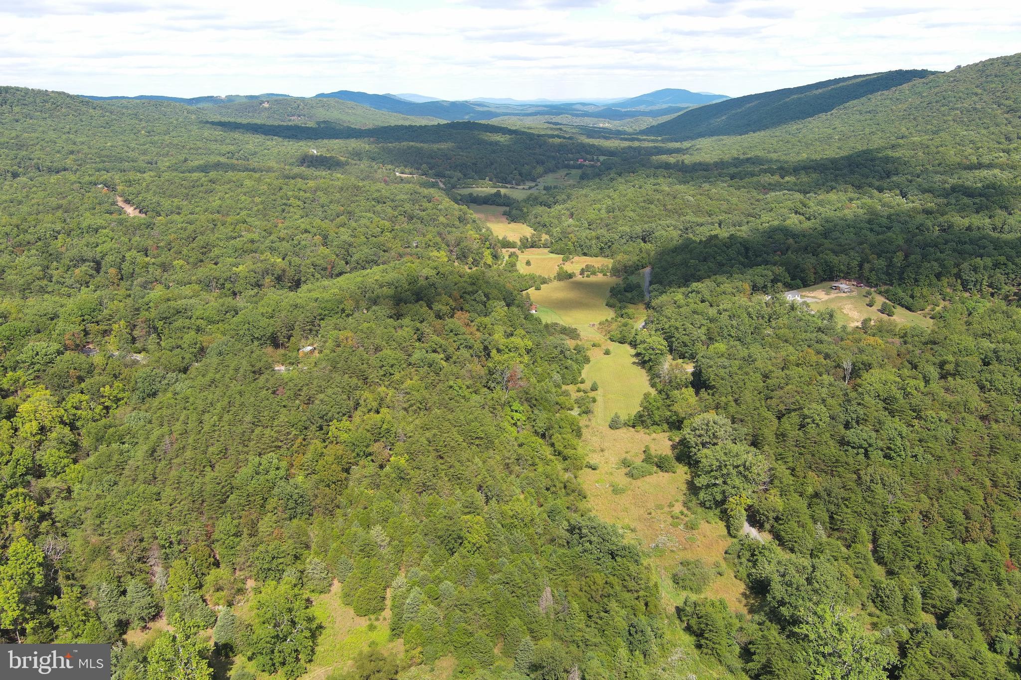 HAMILTON ESTATES - Land