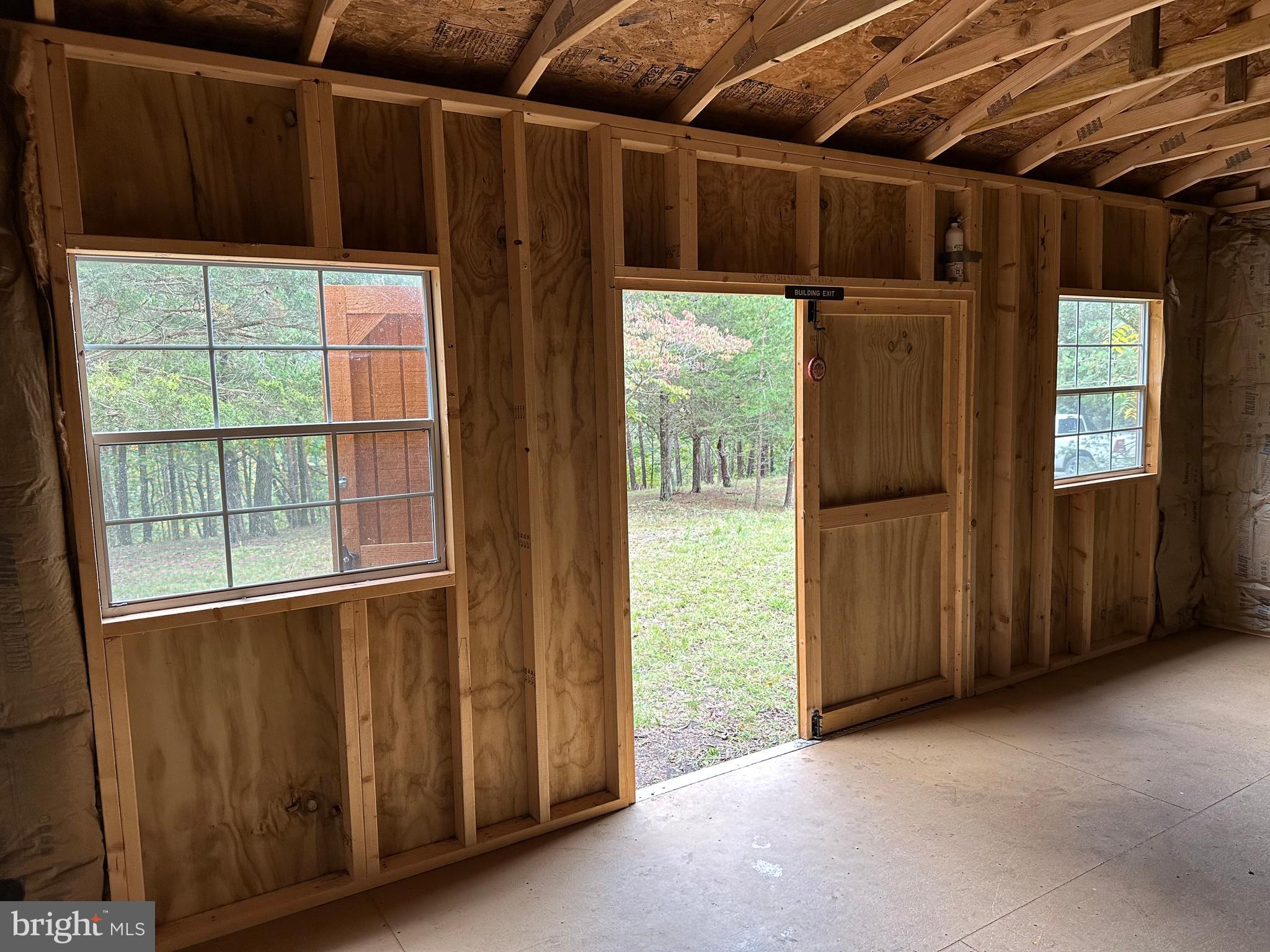 HAMILTON ESTATES - Land