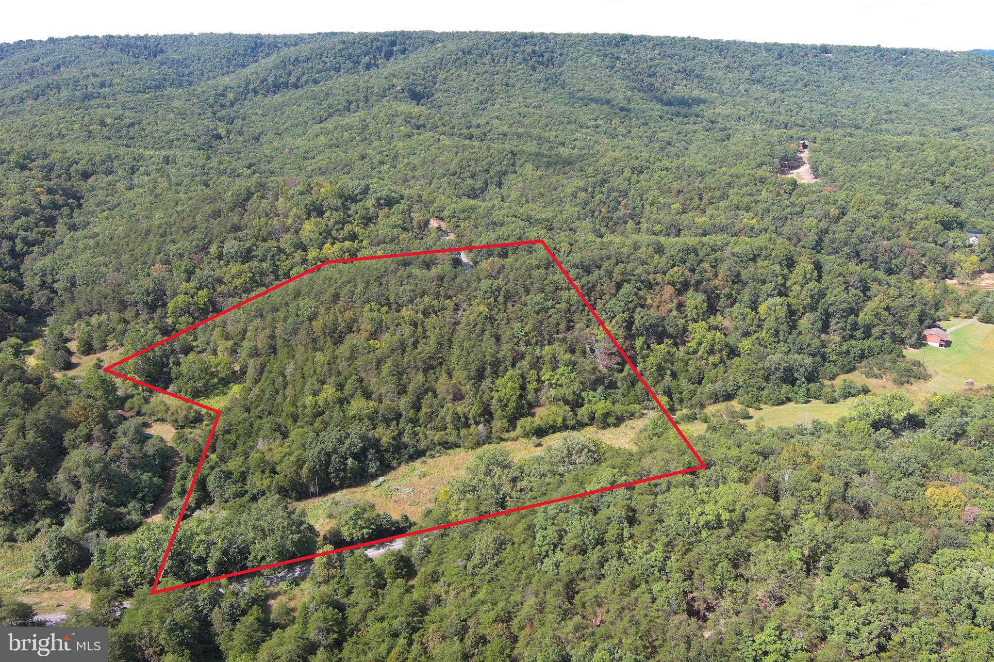 HAMILTON ESTATES - Land