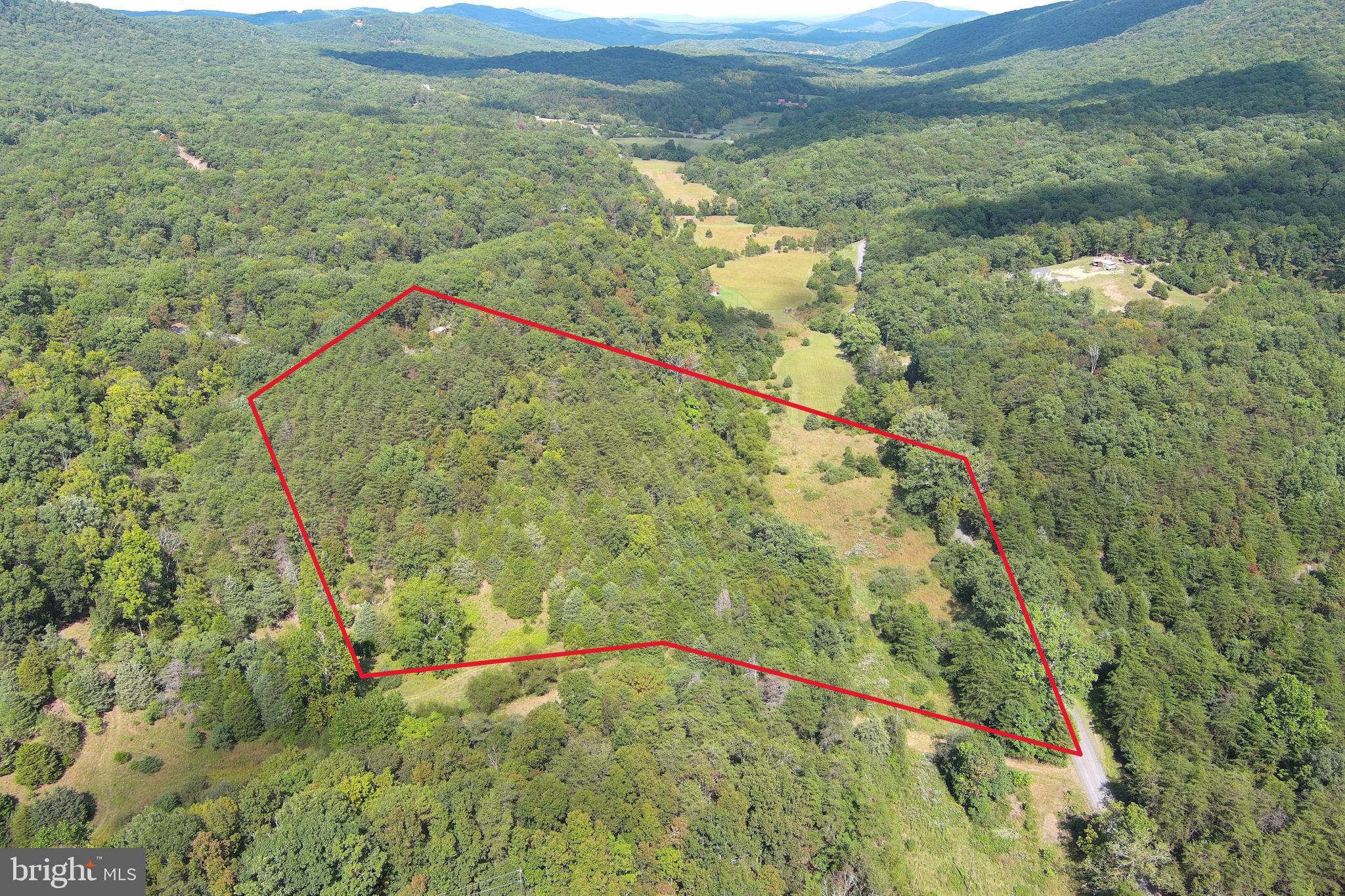 HAMILTON ESTATES - Land