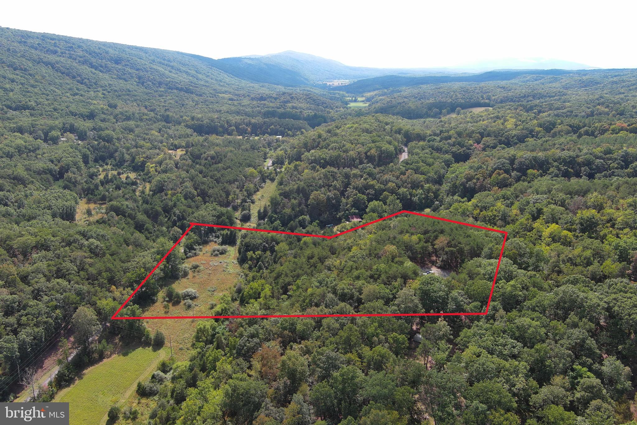 HAMILTON ESTATES - Land