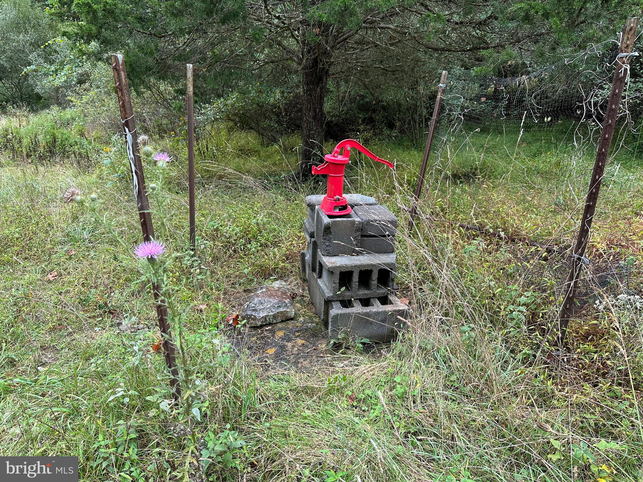 HAMILTON ESTATES - Land