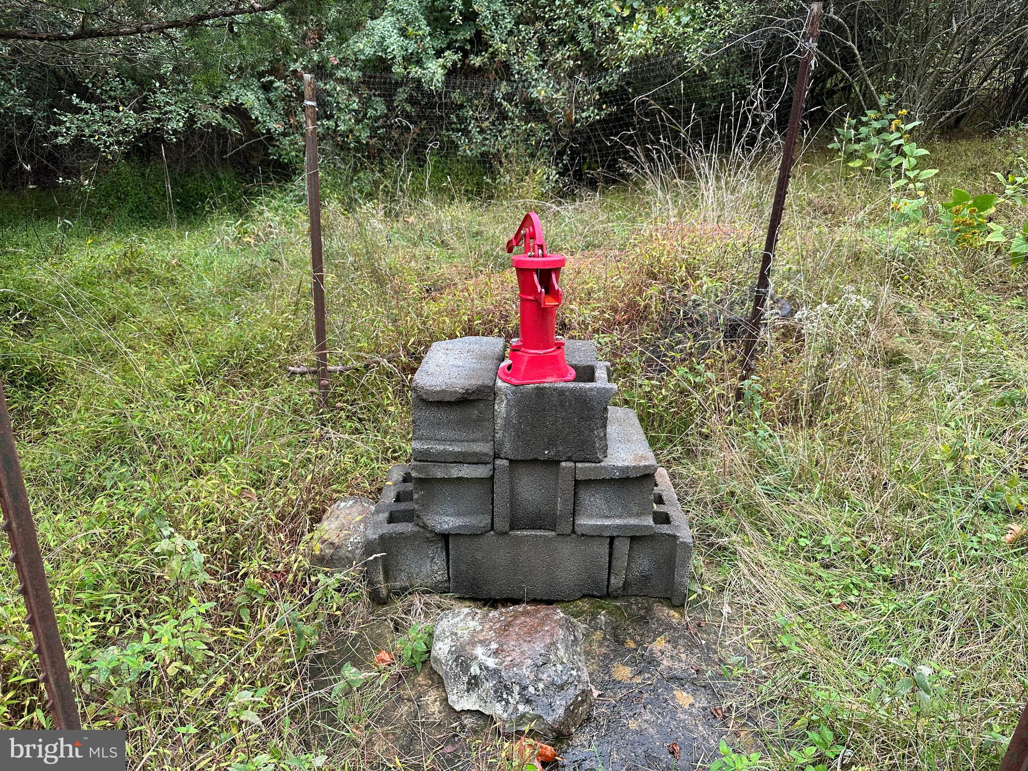 HAMILTON ESTATES - Land