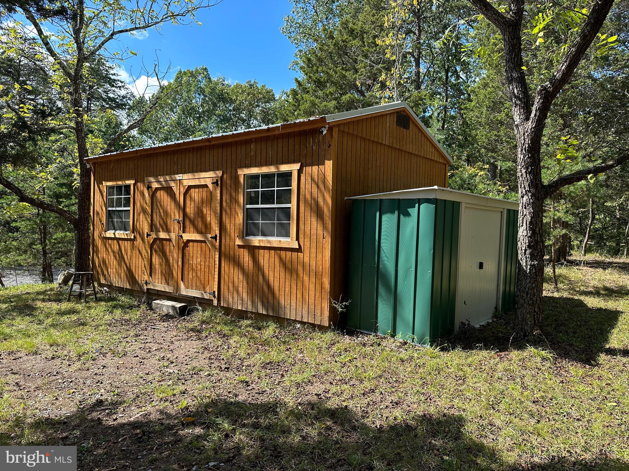 HAMILTON ESTATES - Land