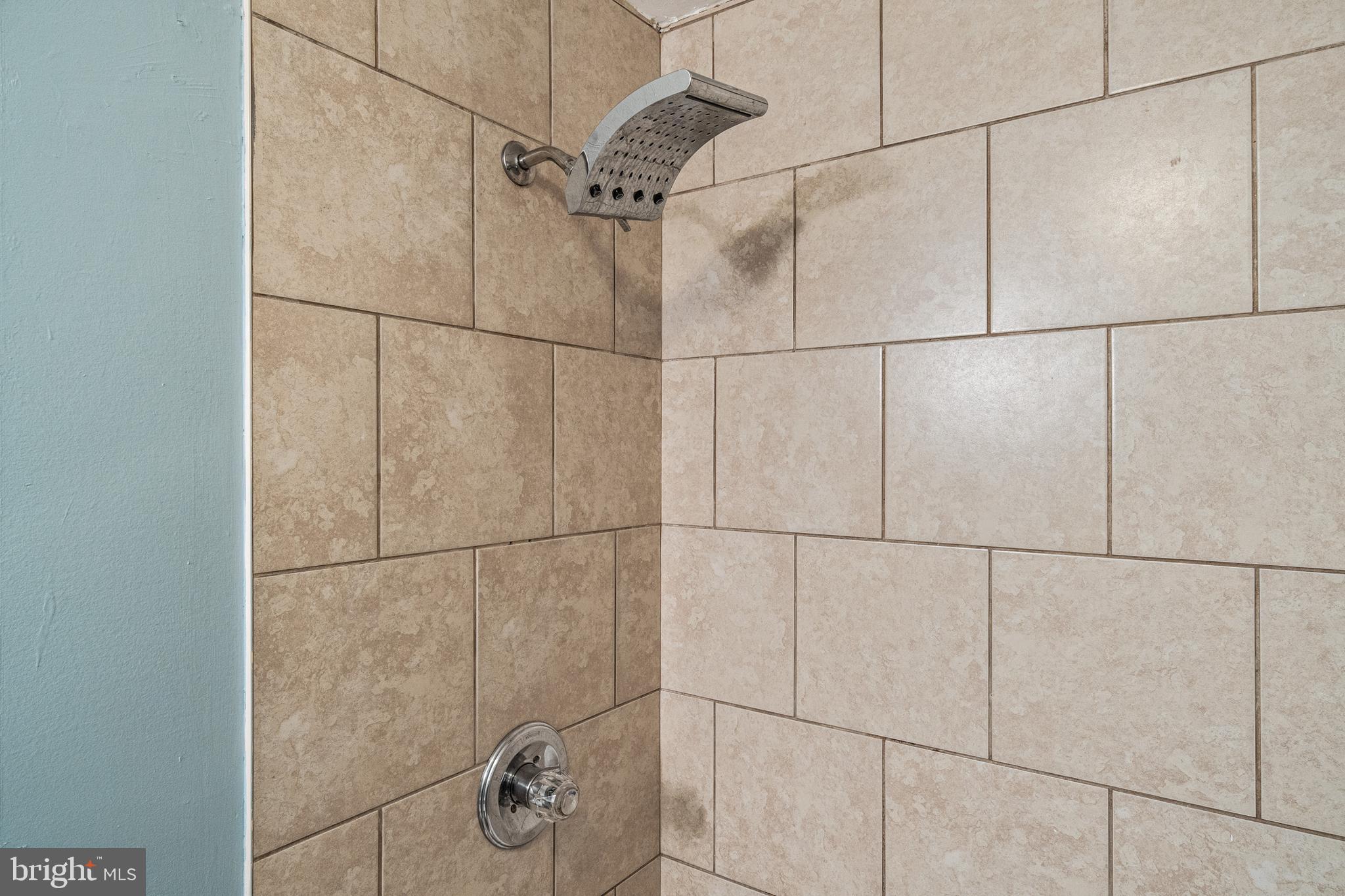 HARROWGATE - Residential Lease