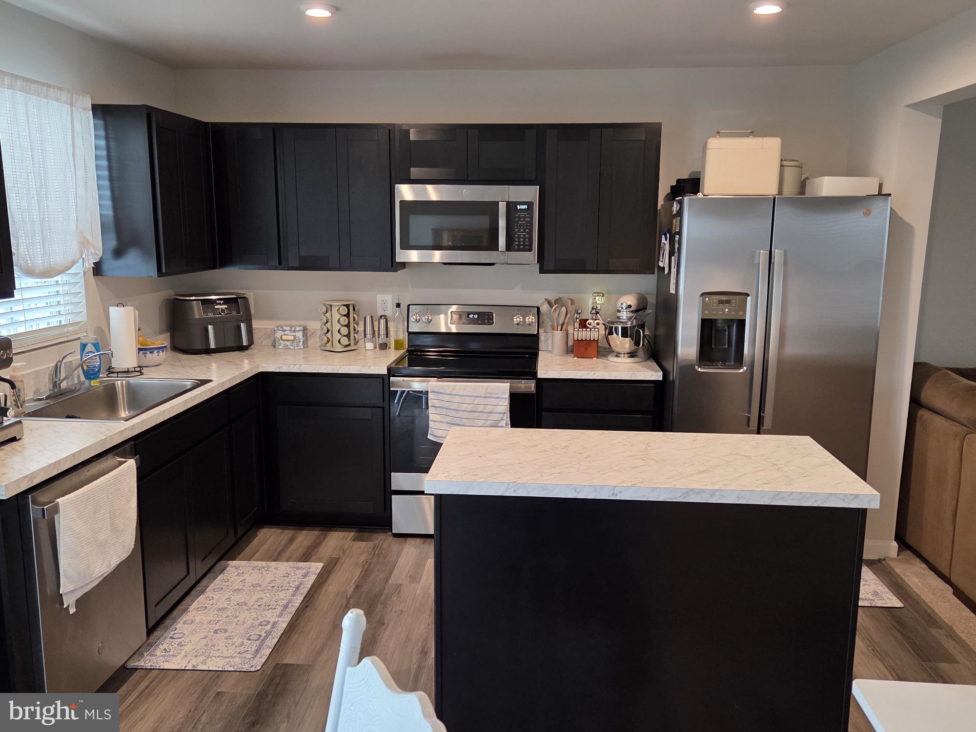 CEDAR SPRING - Residential Lease