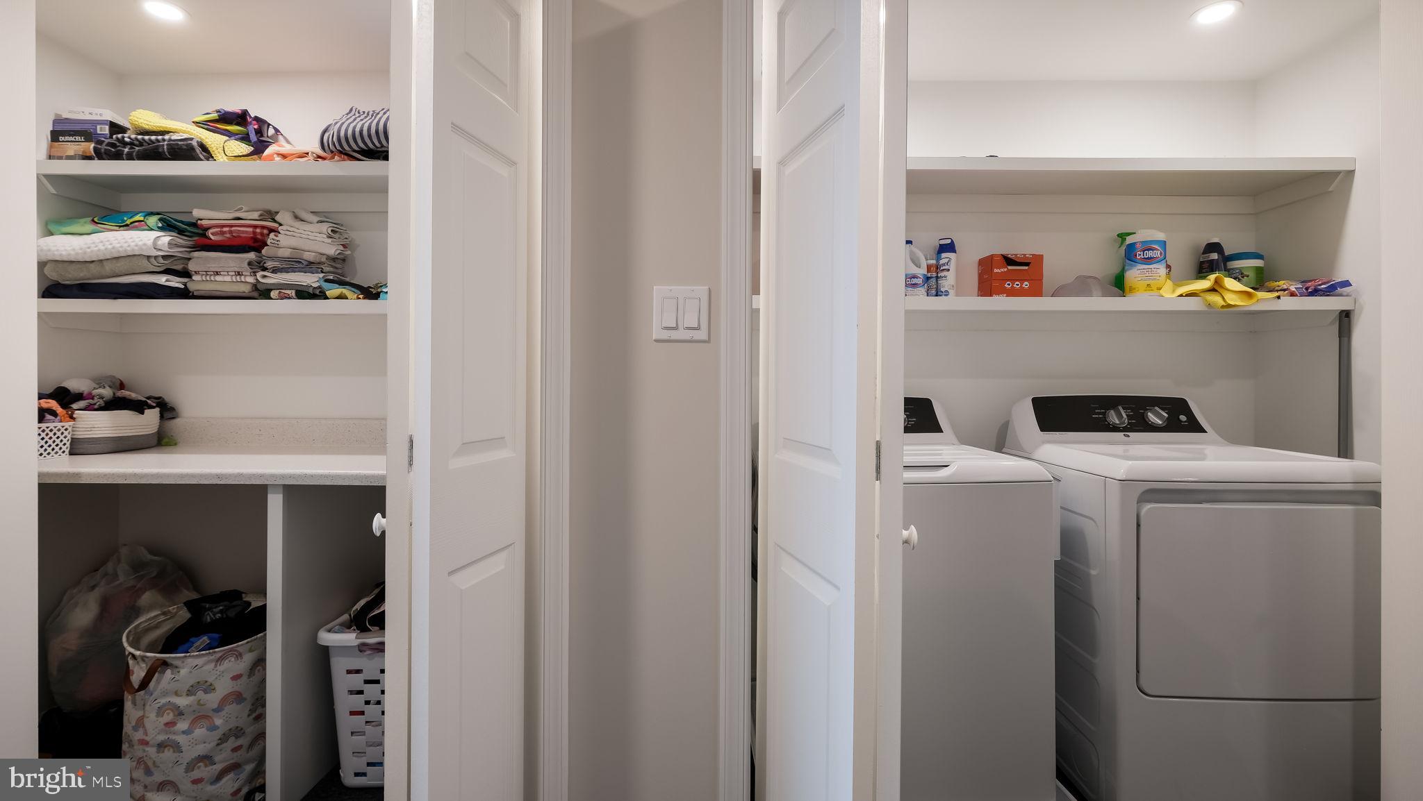 HUNTERS RUN - Residential