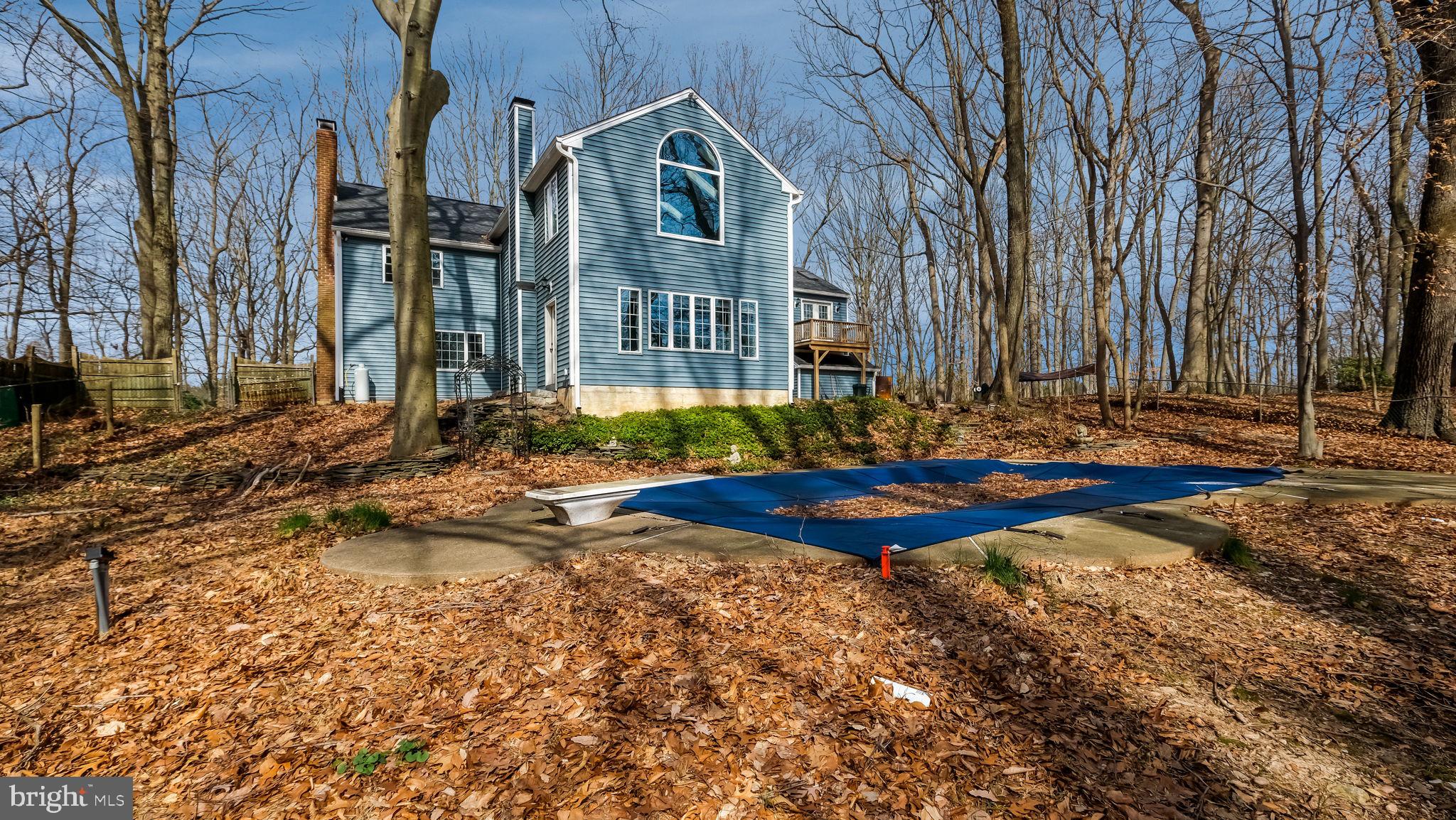 HUNTERS RUN - Residential