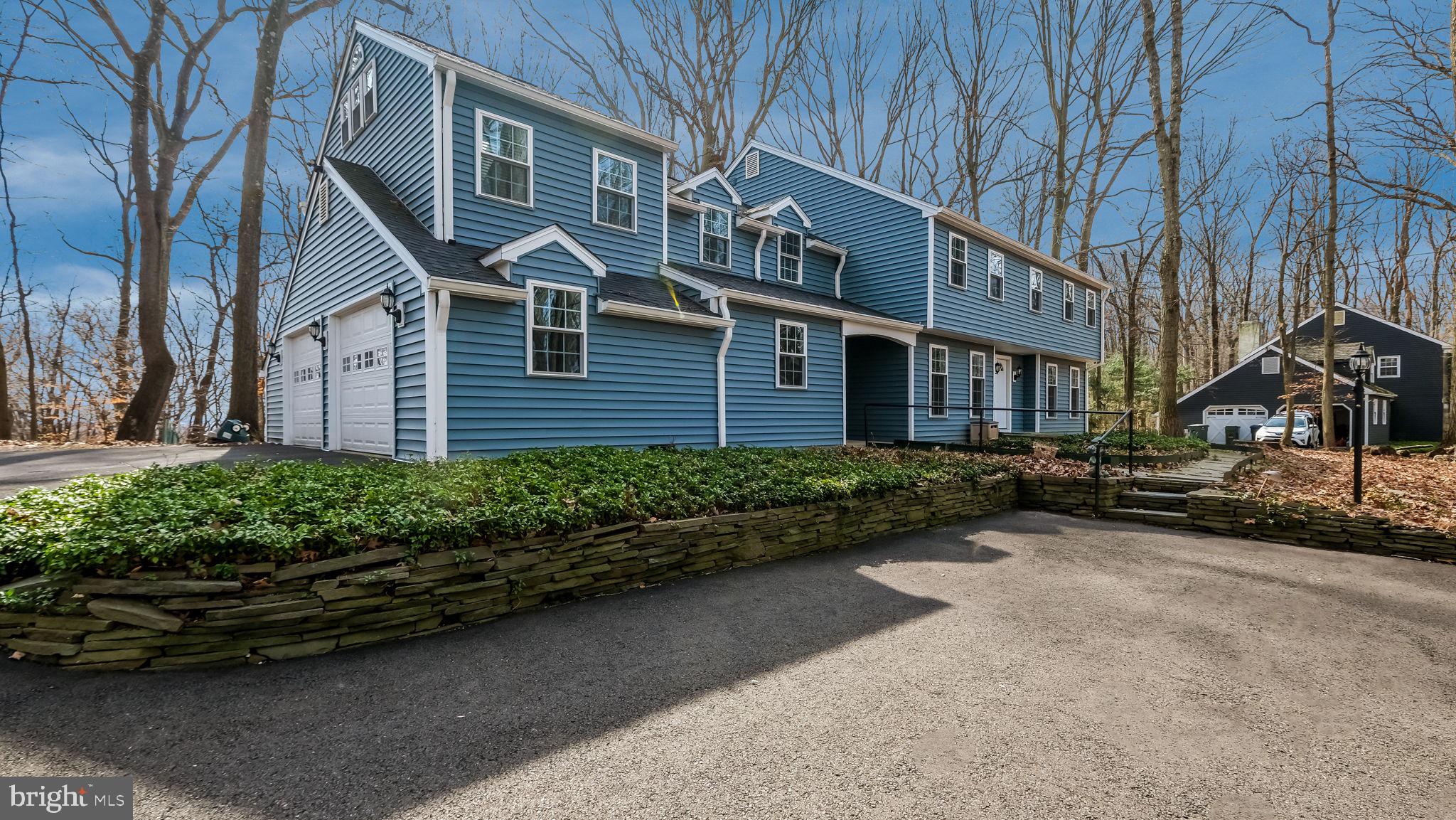 HUNTERS RUN - Residential