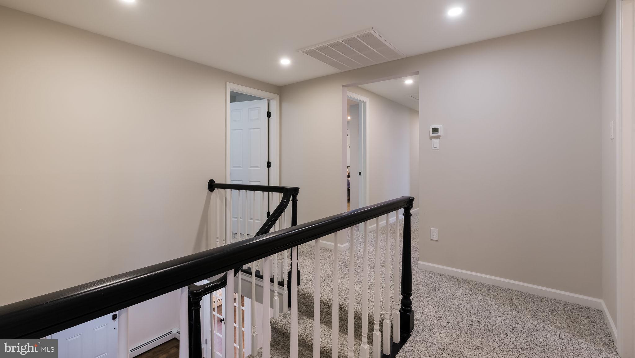 HUNTERS RUN - Residential