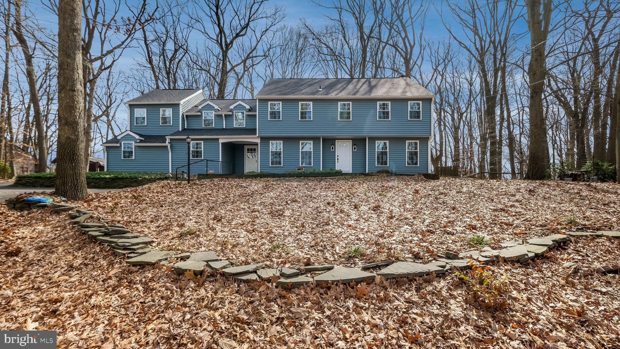 HUNTERS RUN - Residential