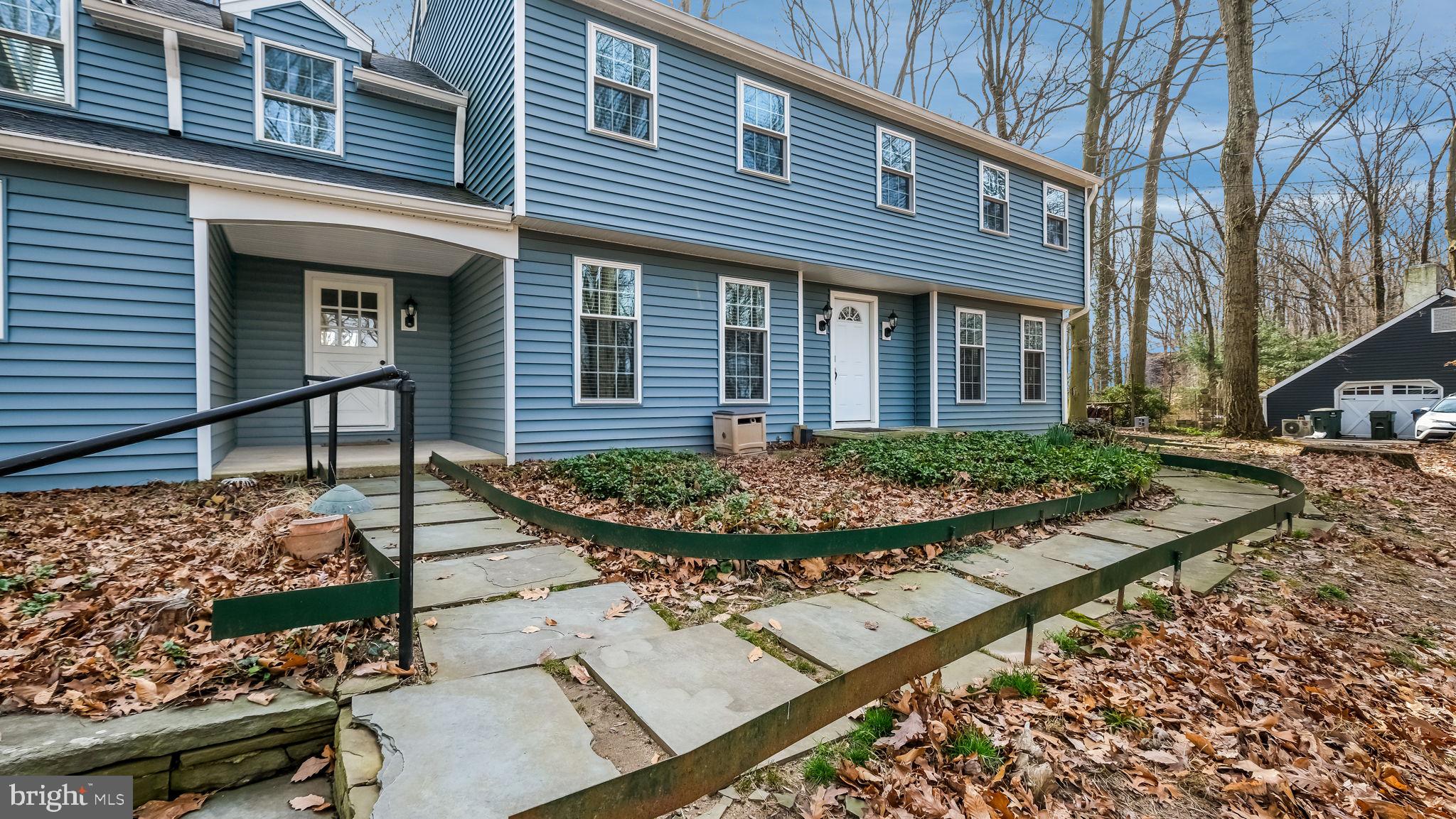 HUNTERS RUN - Residential