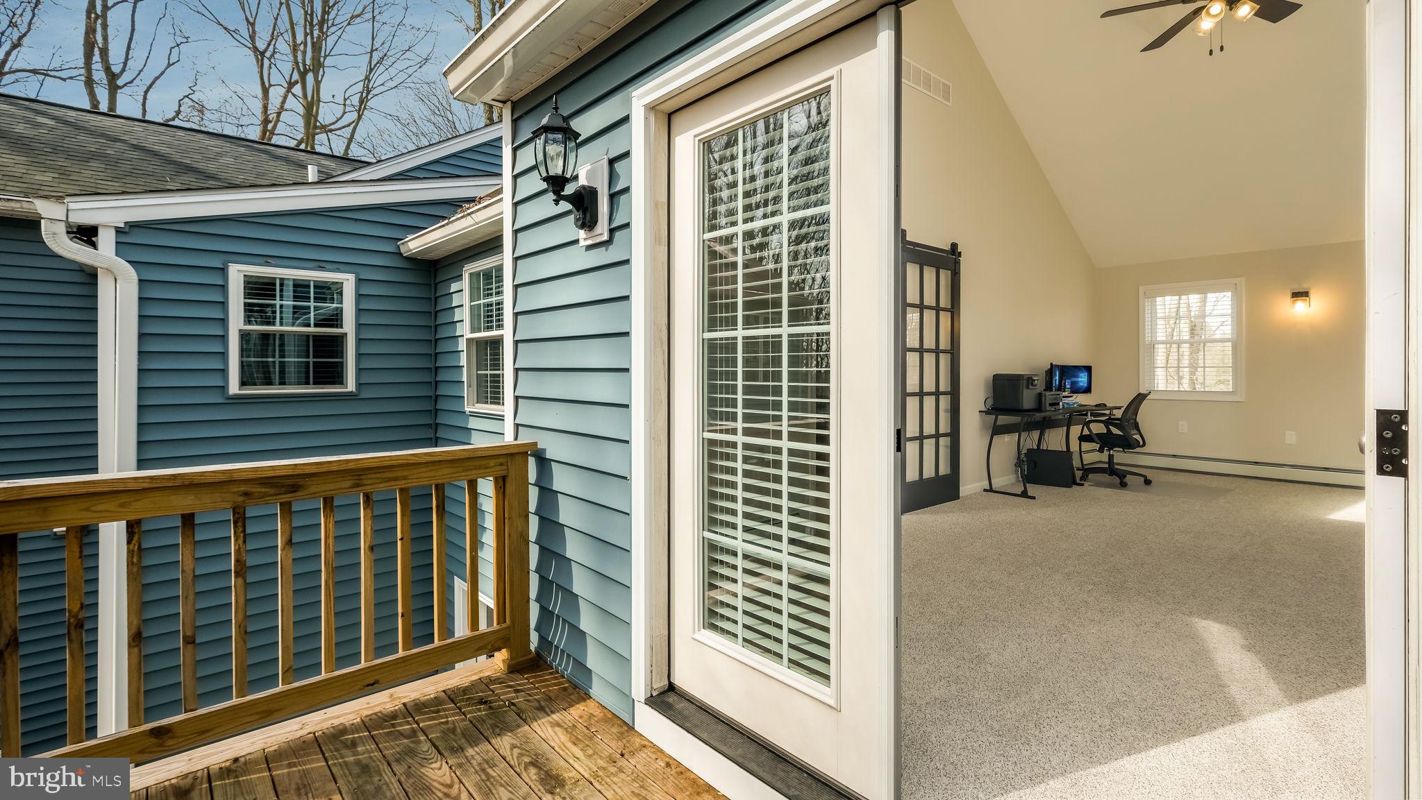 HUNTERS RUN - Residential