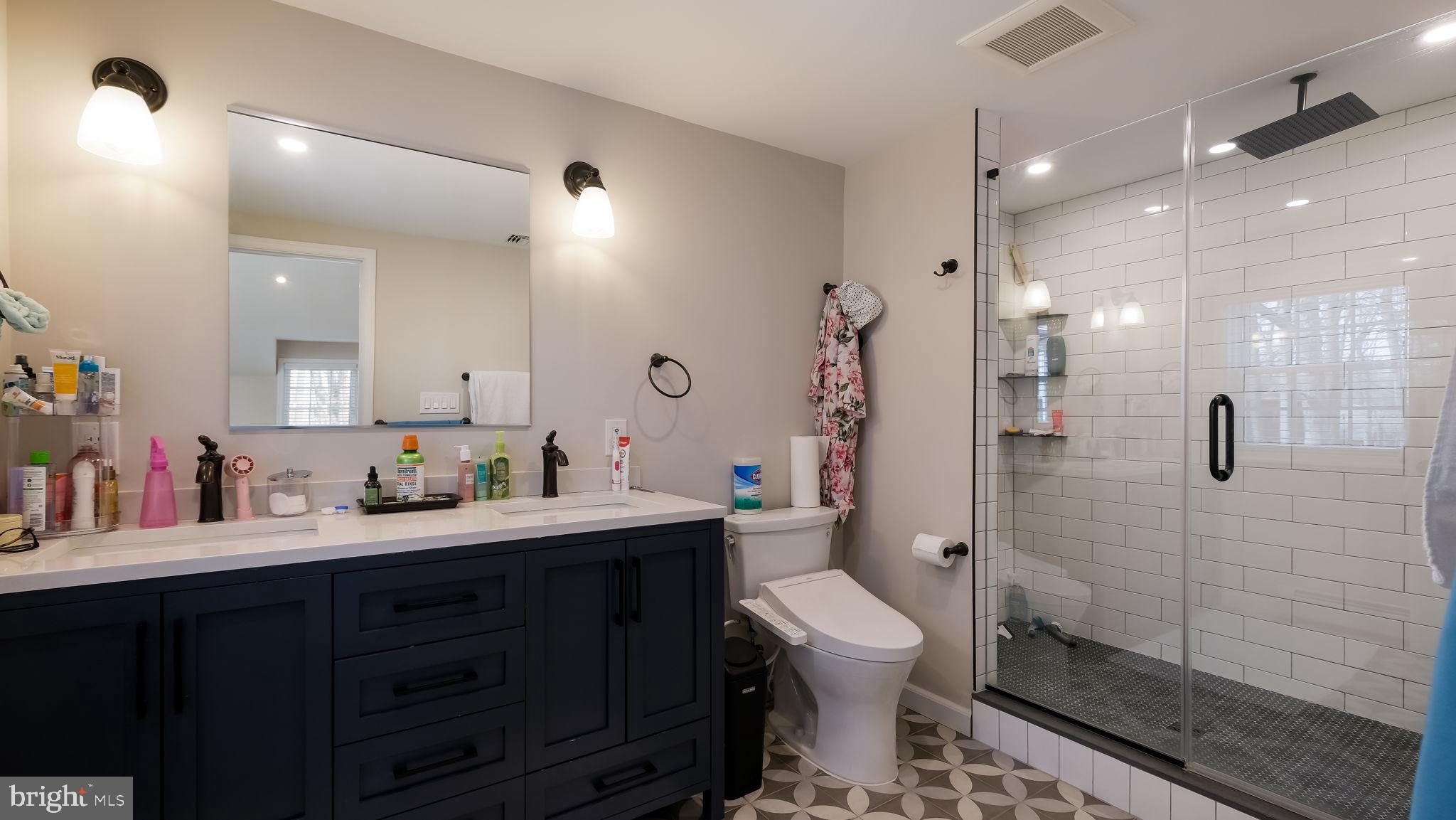 HUNTERS RUN - Residential