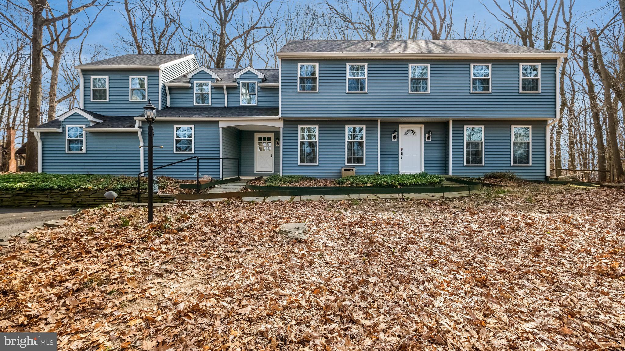 HUNTERS RUN - Residential