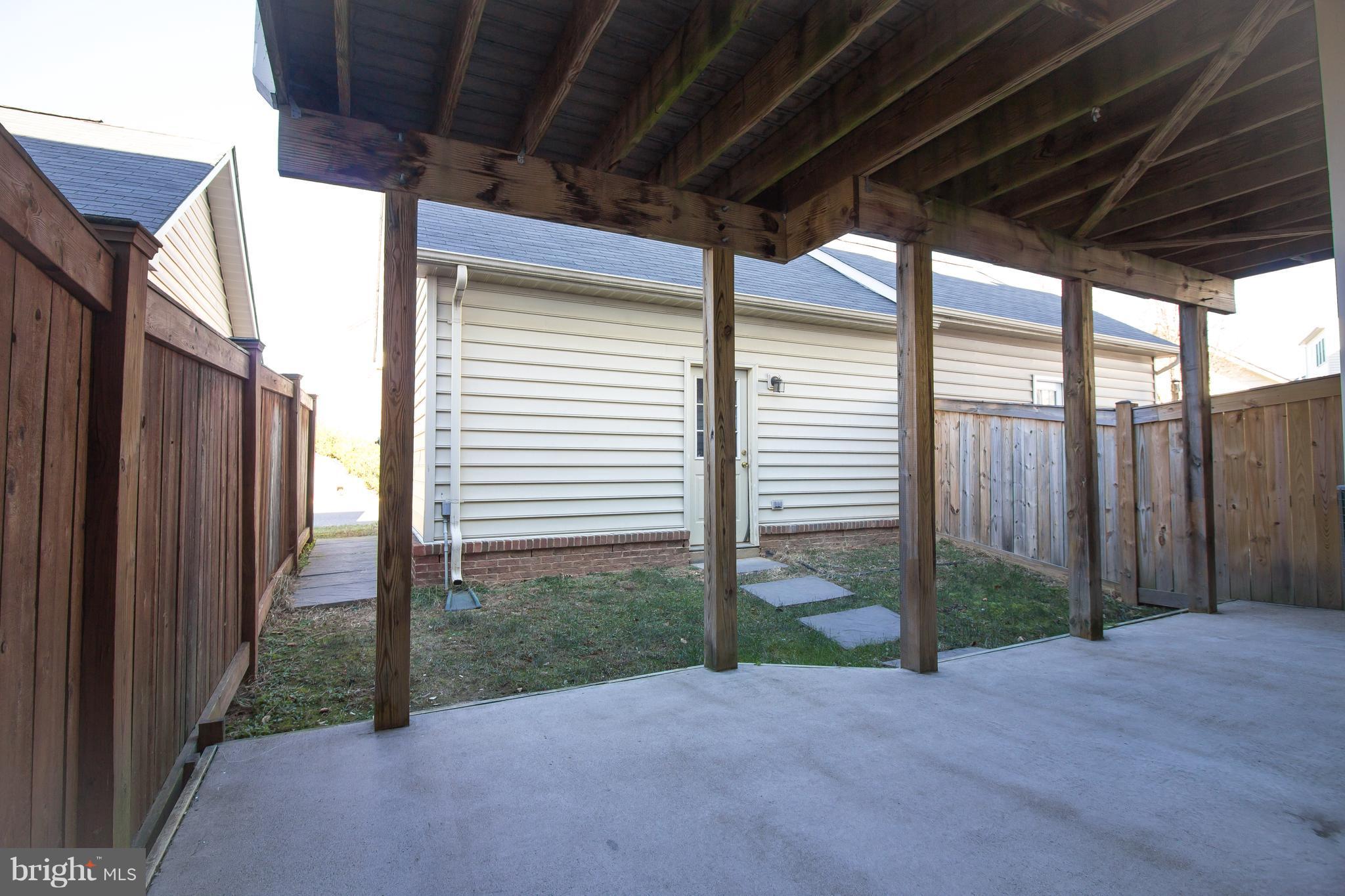 PORT POTOMAC - Residential Lease