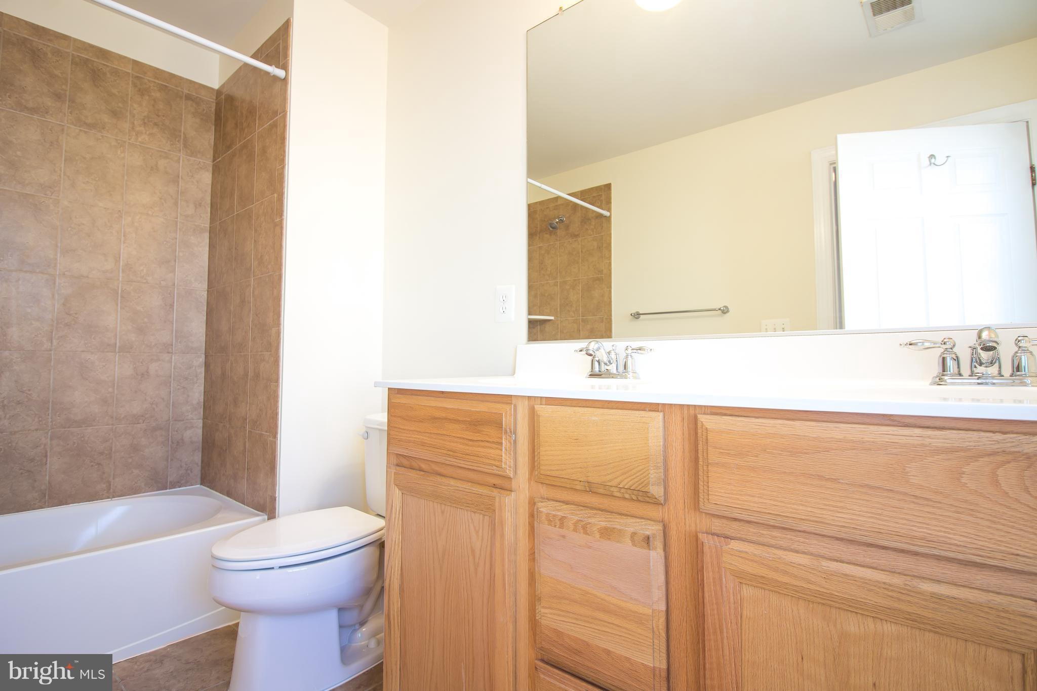 PORT POTOMAC - Residential Lease