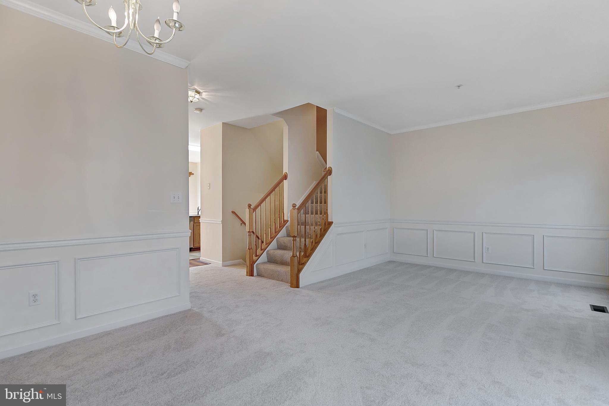 EMERALD KNOLLS - Residential Lease