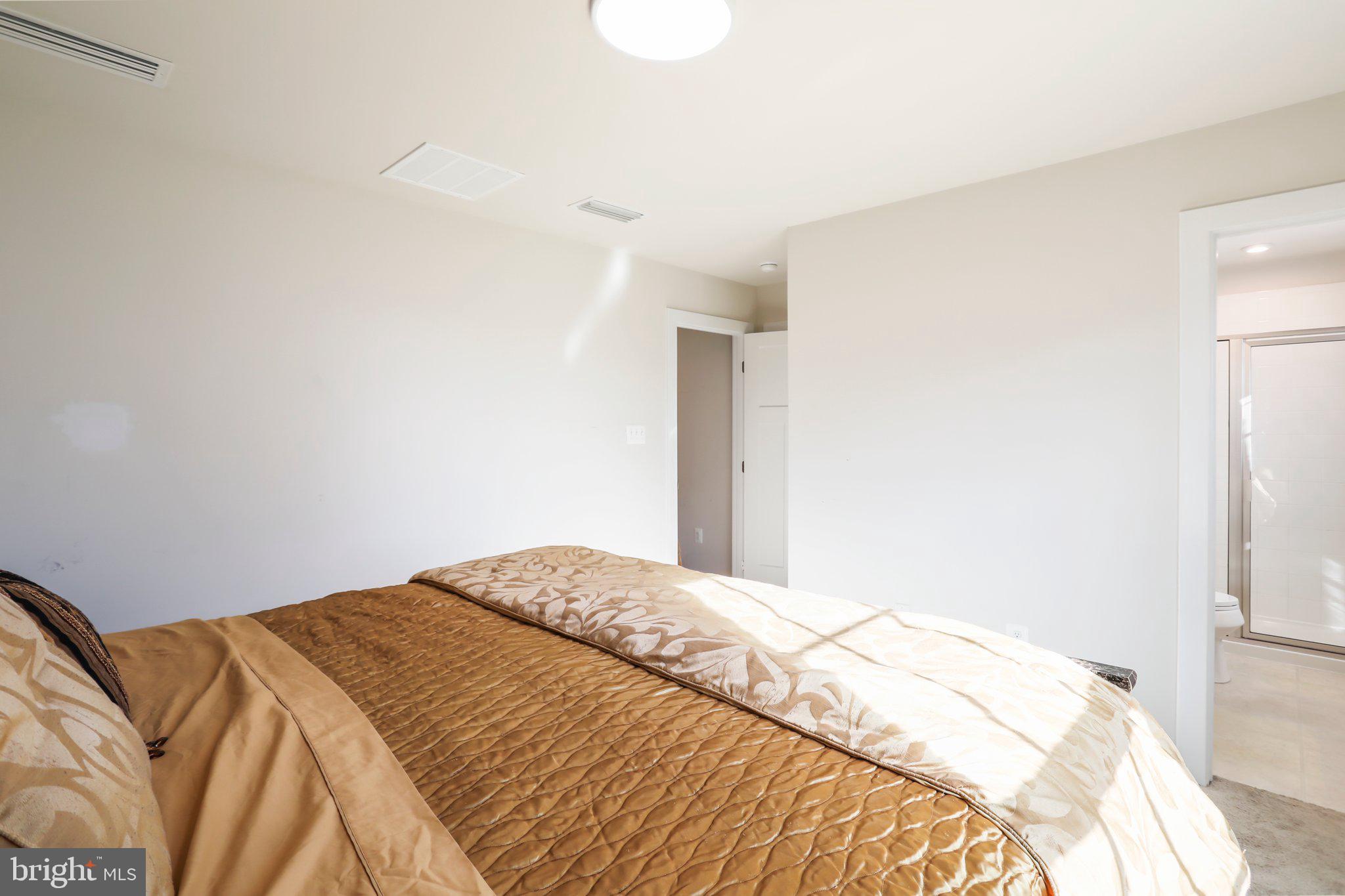 POTOMAC STATION - Residential