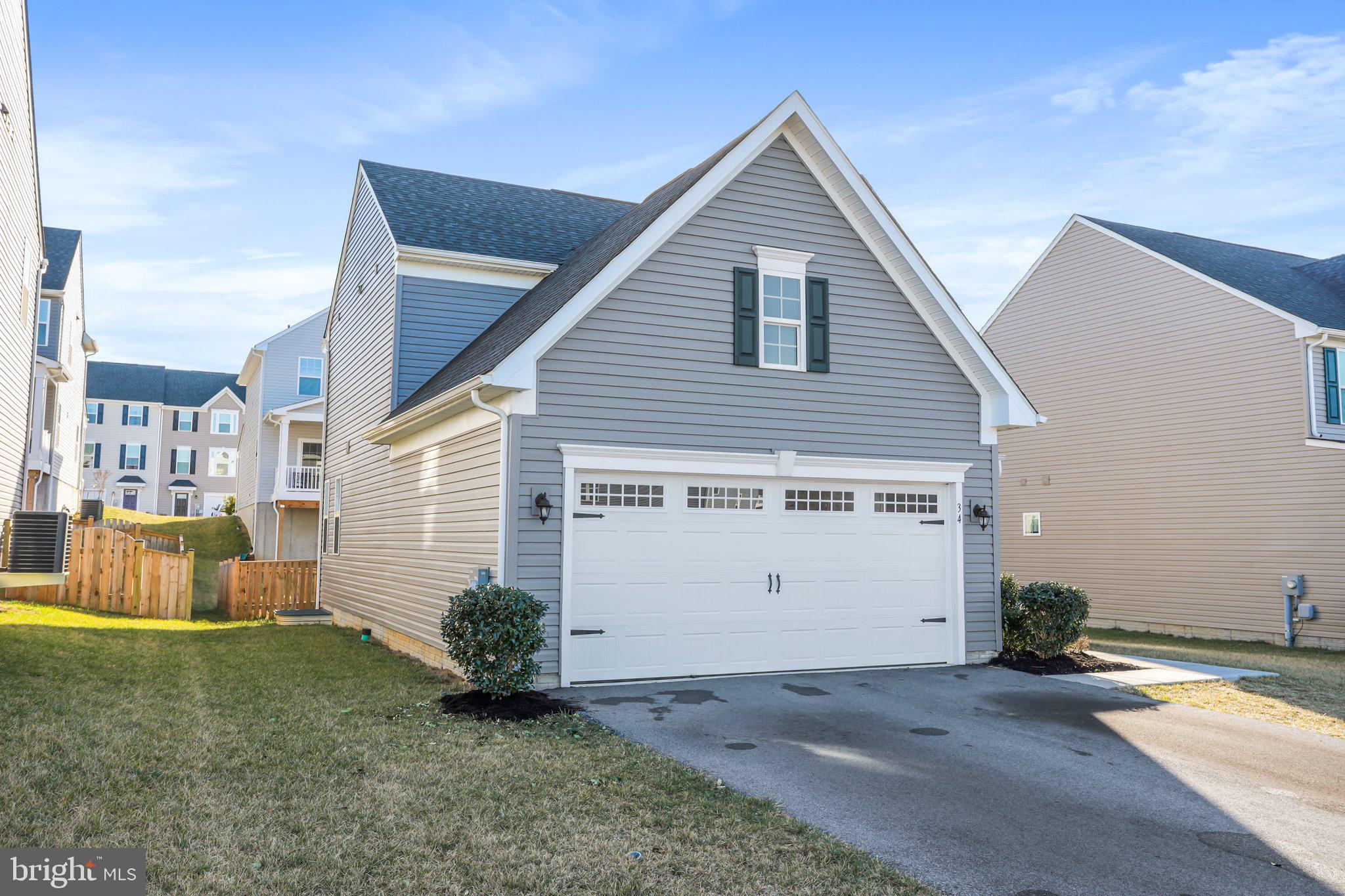 POTOMAC STATION - Residential