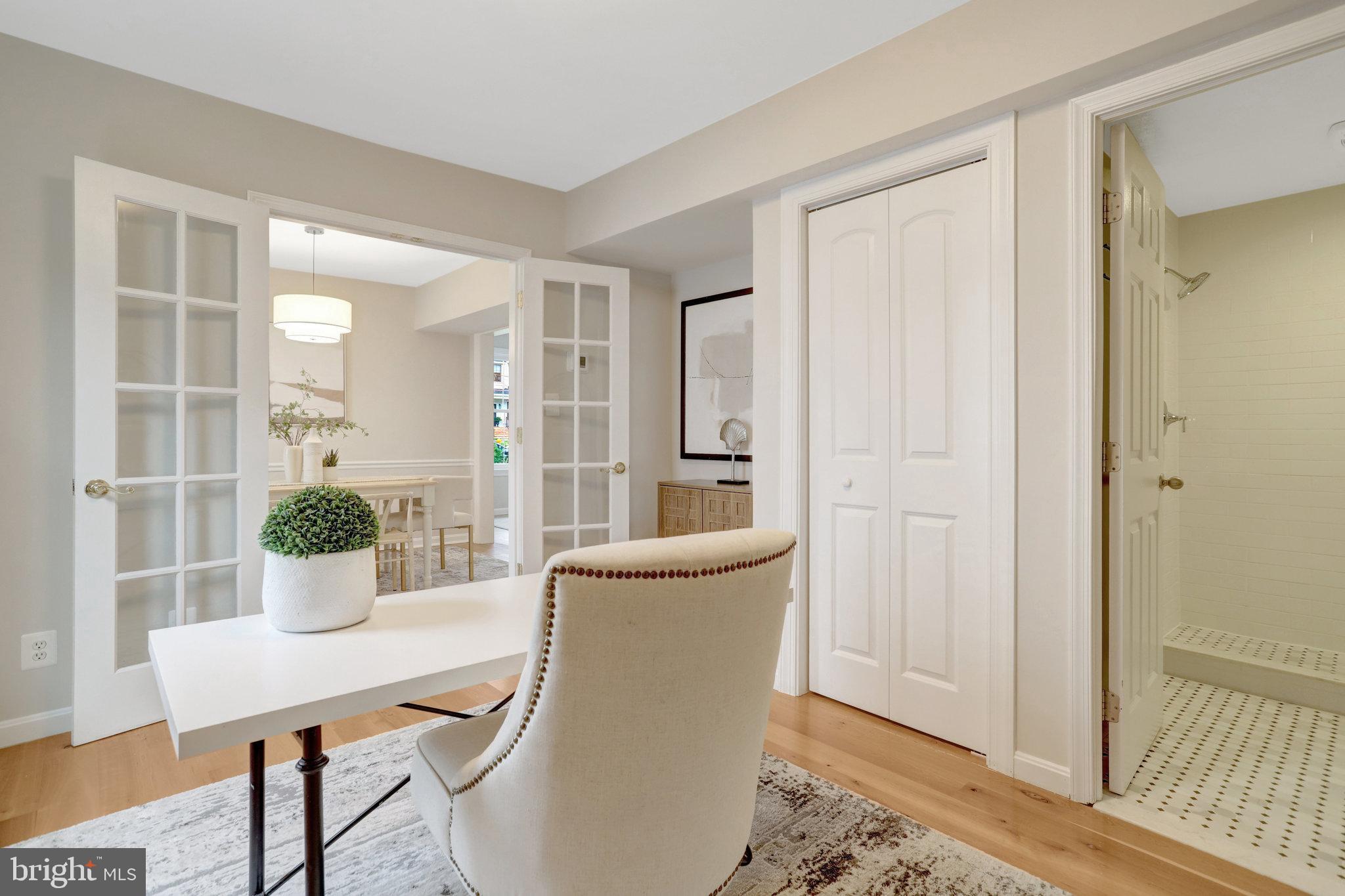 NEW ALEXANDRIA - Residential