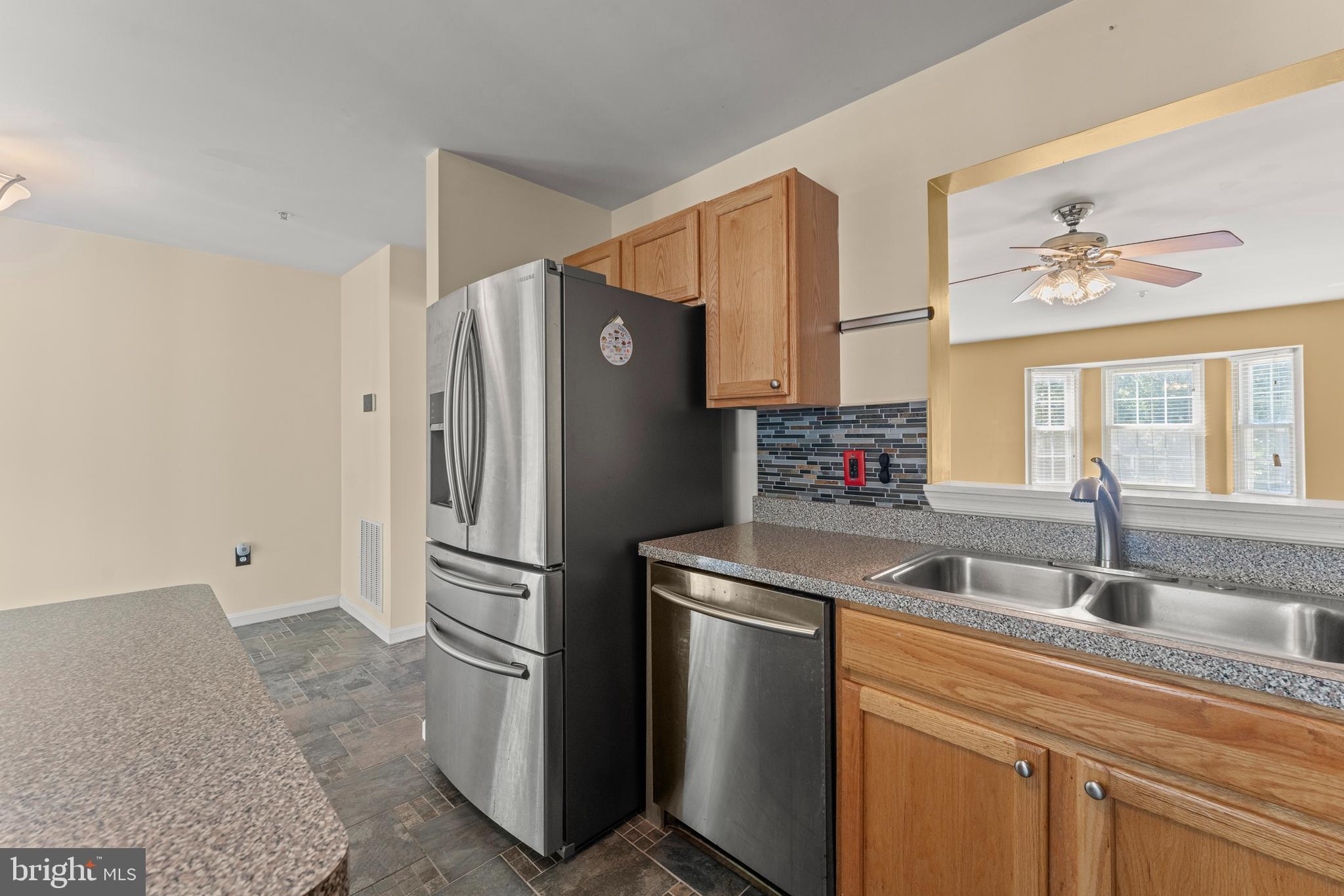 TEMPLE PLAZA-PLAT 1> - Residential