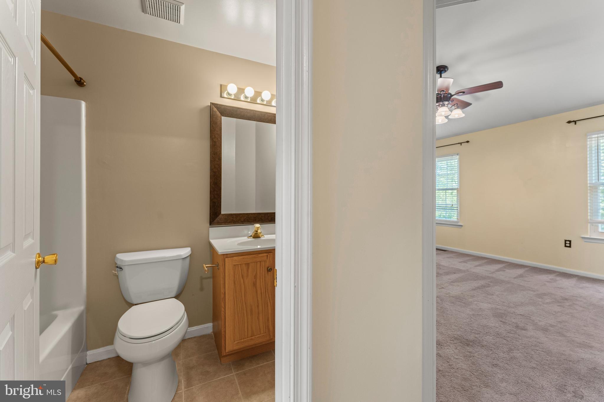 TEMPLE PLAZA-PLAT 1> - Residential