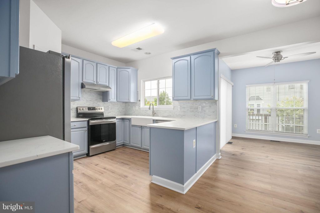 Photo of 12324 Malvern Way, BRISTOW, VA 20136 (MLS # VAPW2108800)