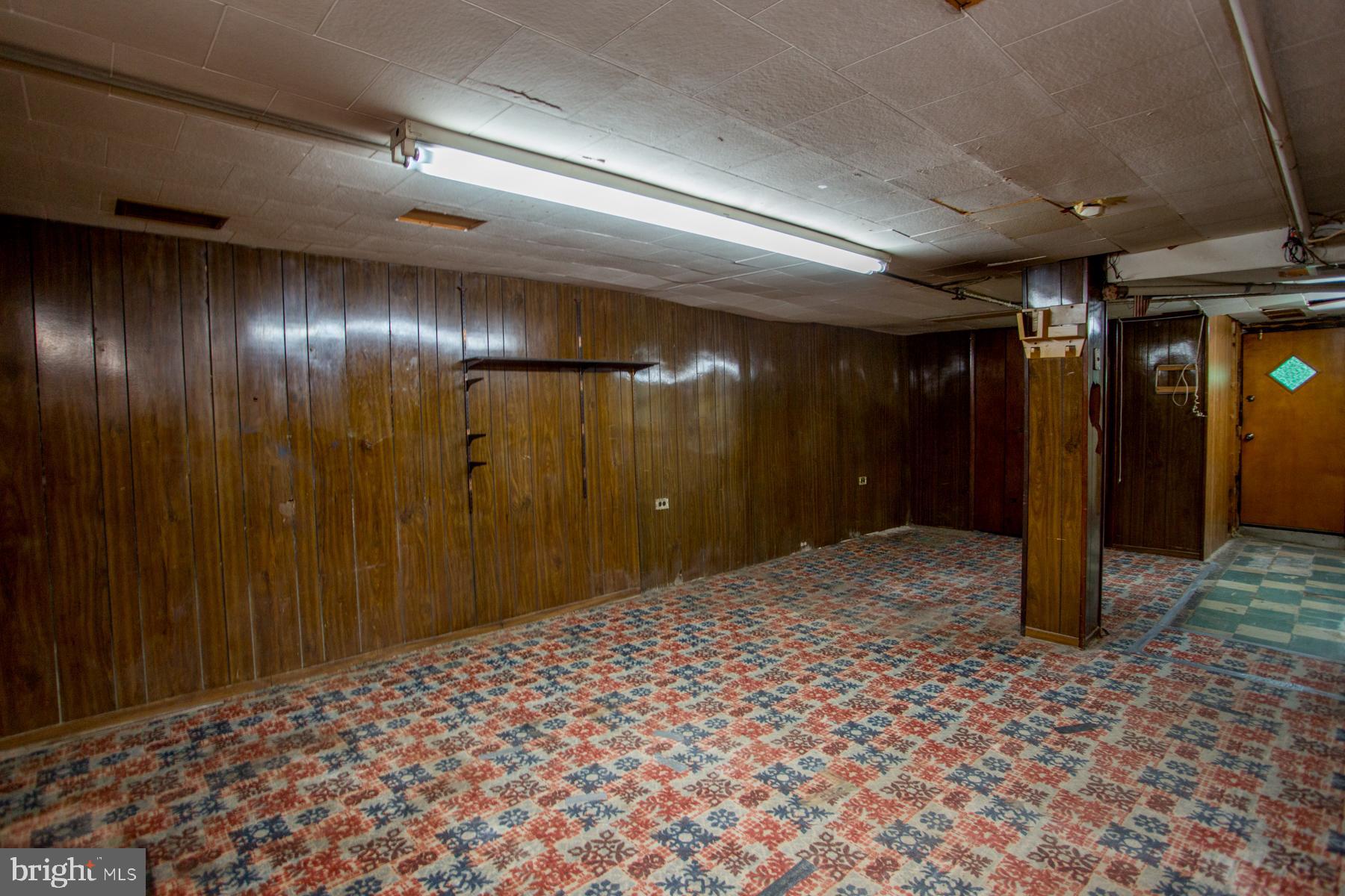 MAYFAIR (EAST) - Residential