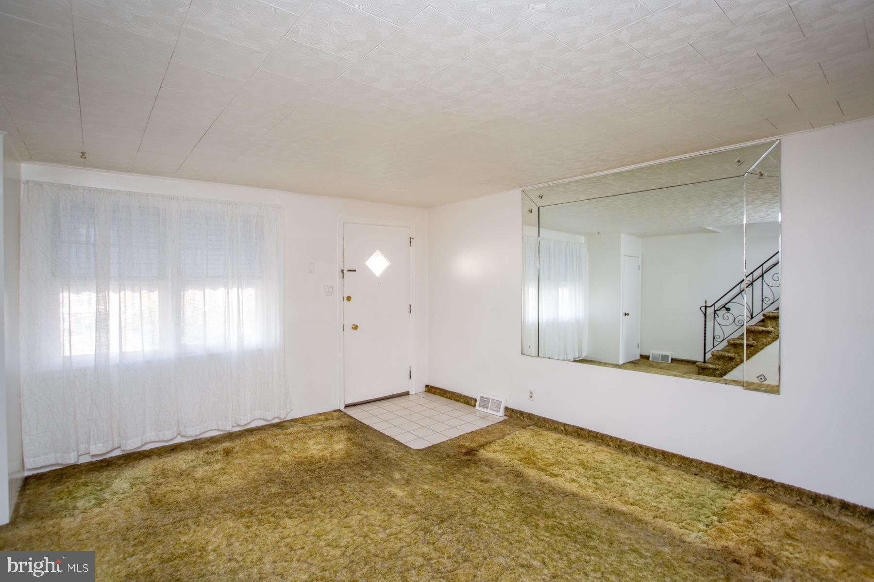 MAYFAIR (EAST) - Residential