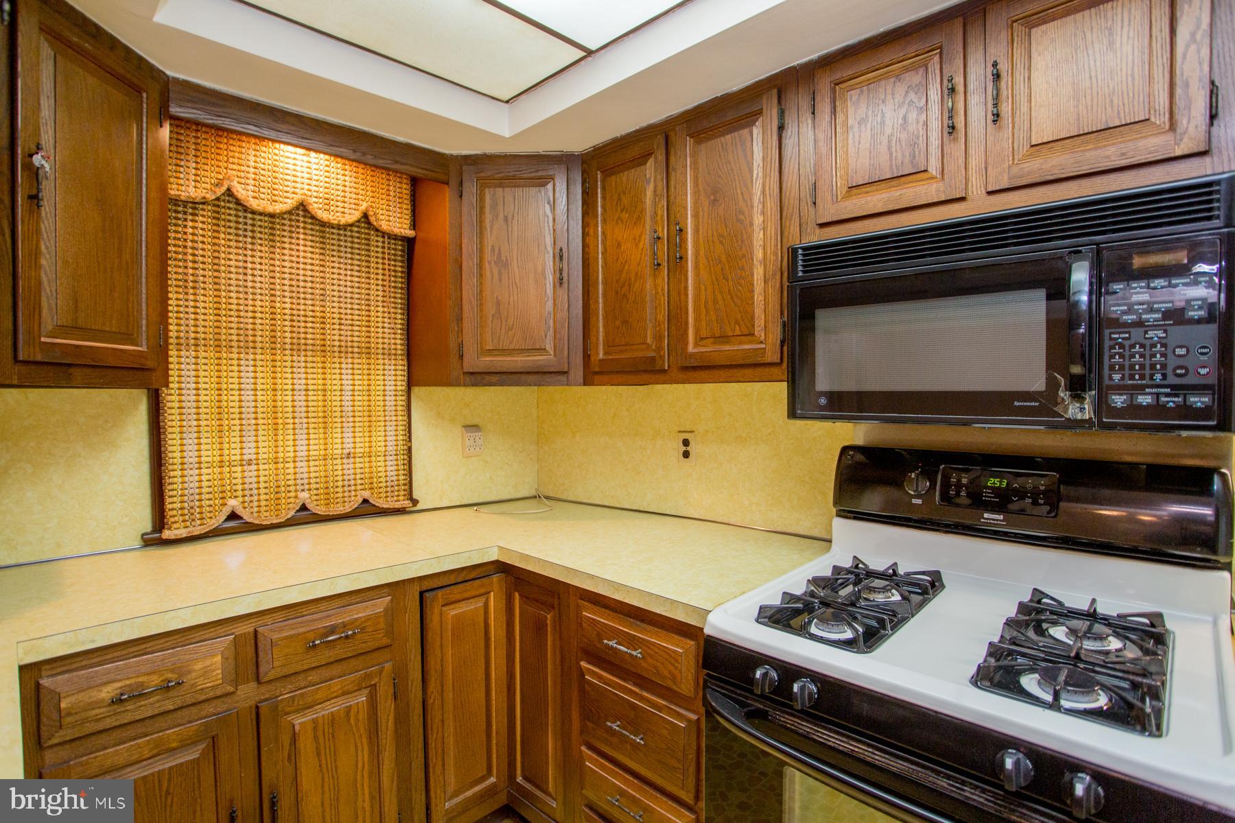 MAYFAIR (EAST) - Residential