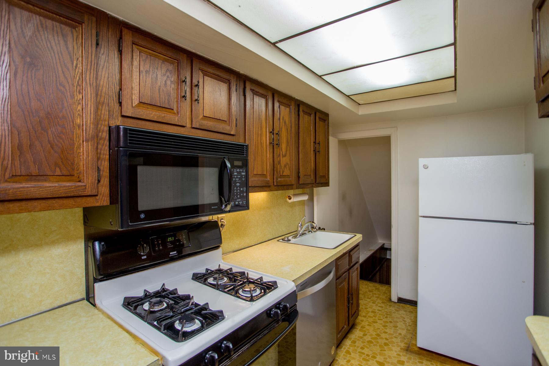 MAYFAIR (EAST) - Residential