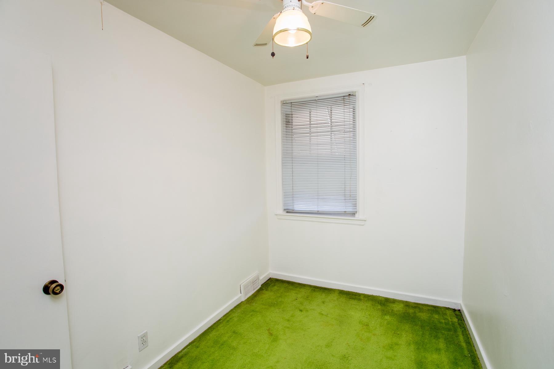 MAYFAIR (EAST) - Residential