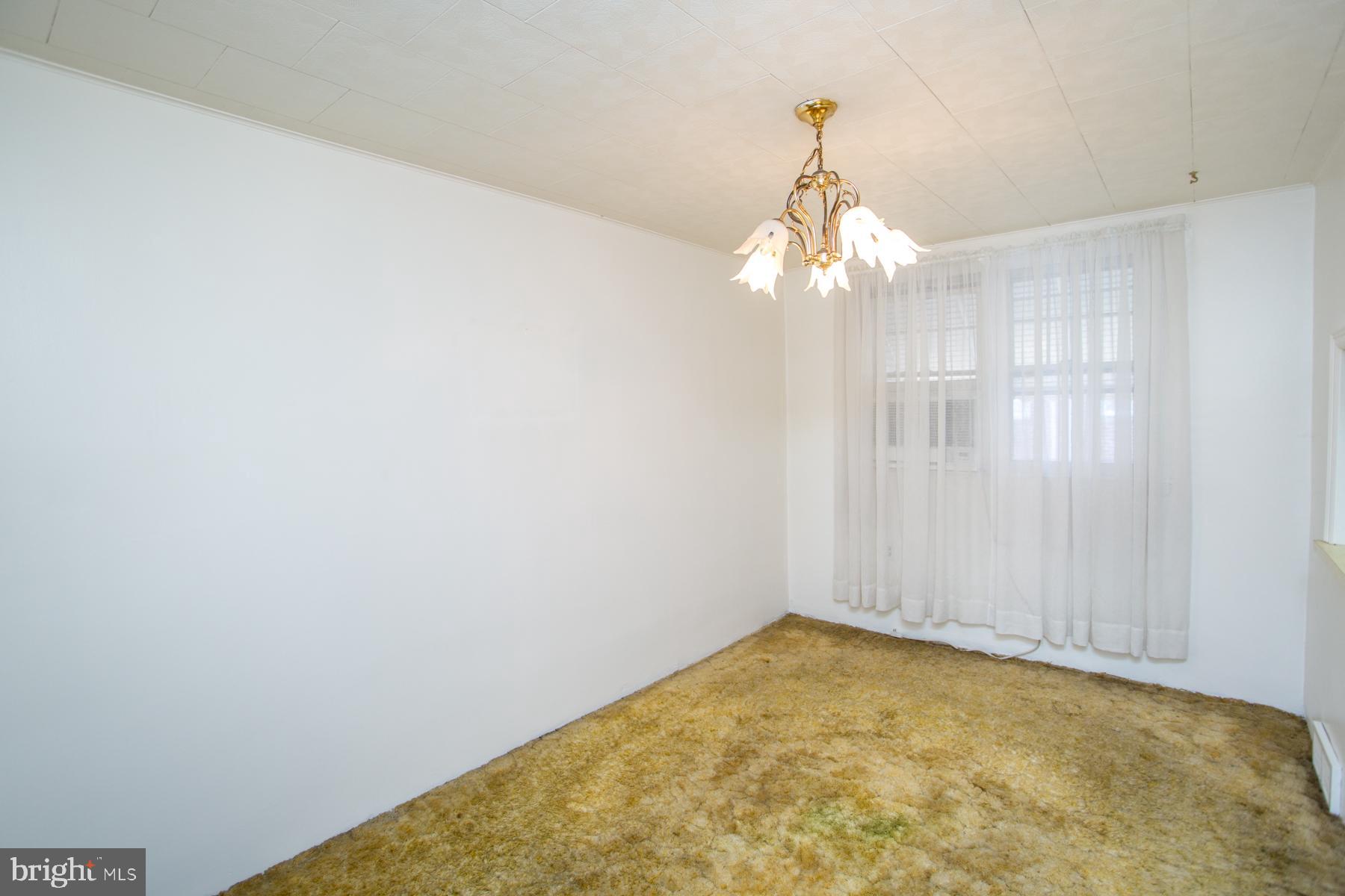 MAYFAIR (EAST) - Residential