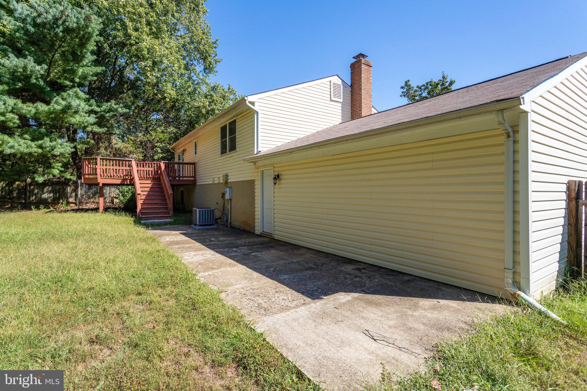 VISTA WOODS - Residential