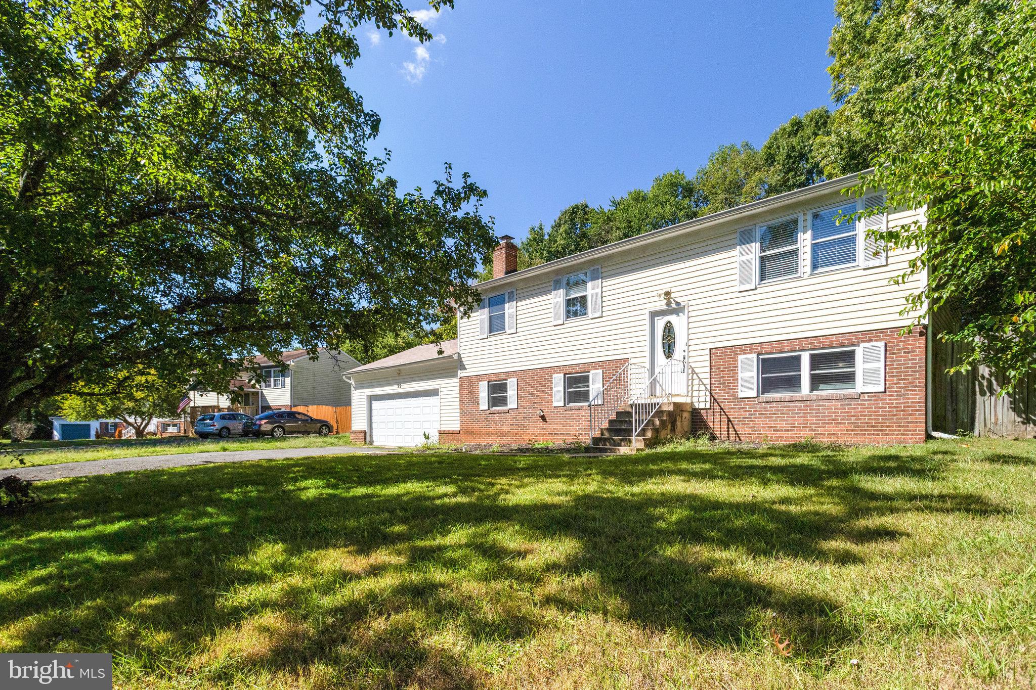 VISTA WOODS - Residential