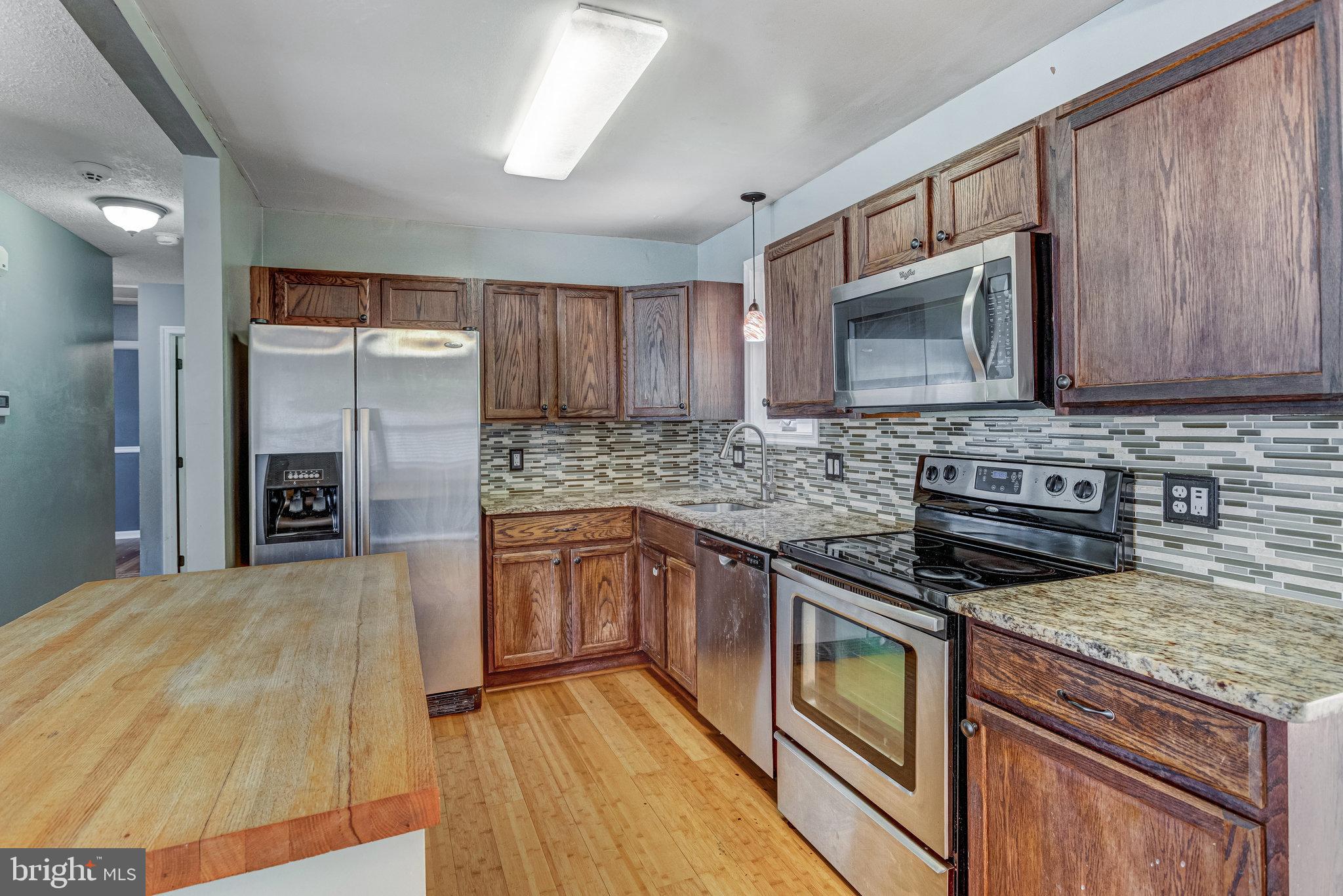 VISTA WOODS - Residential