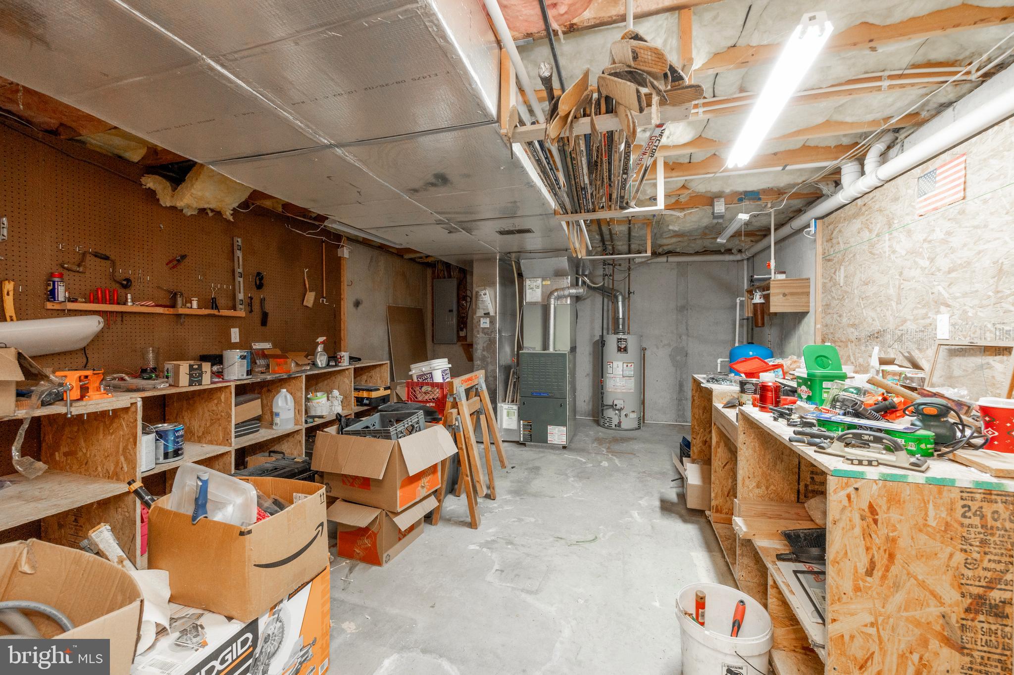 HILLBROOK FARMS - Residential