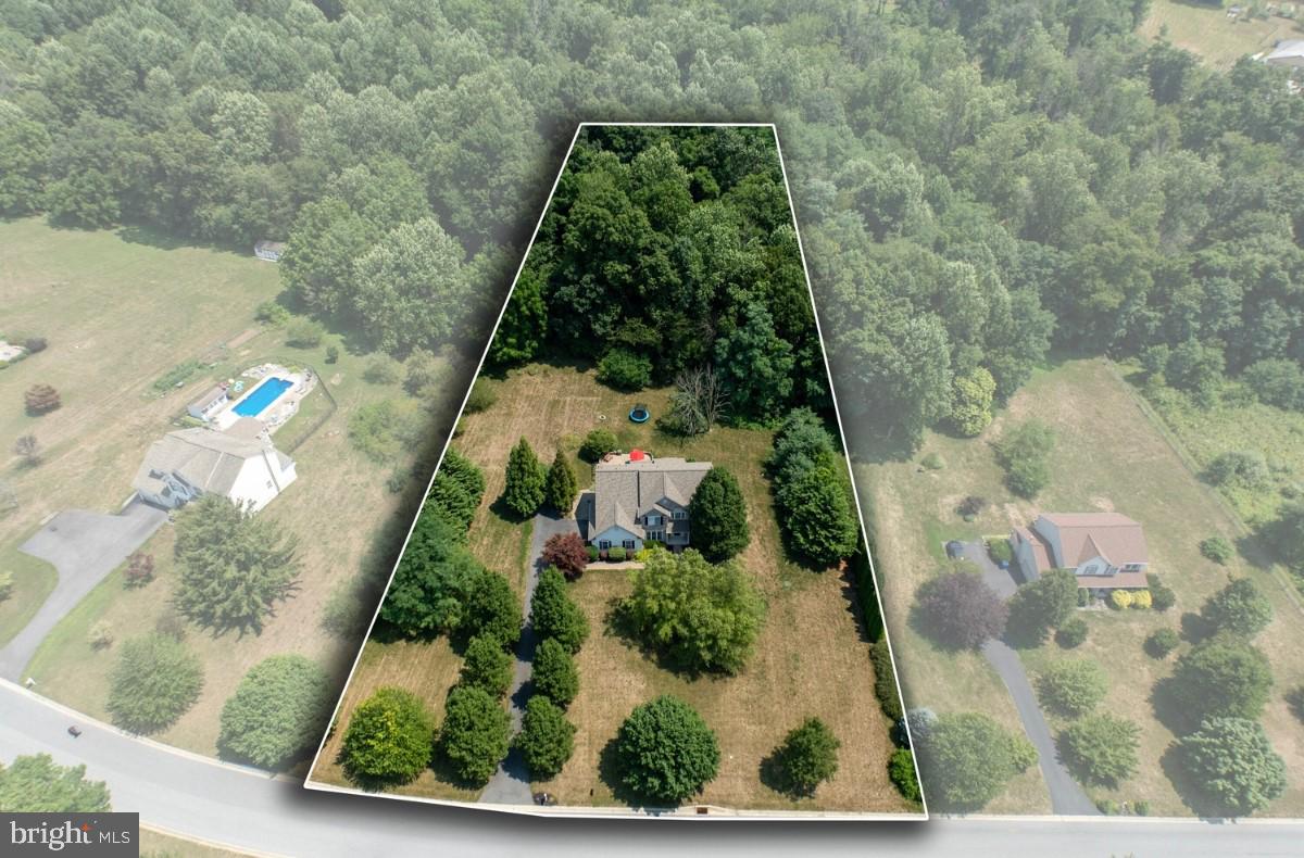 HILLBROOK FARMS - Residential