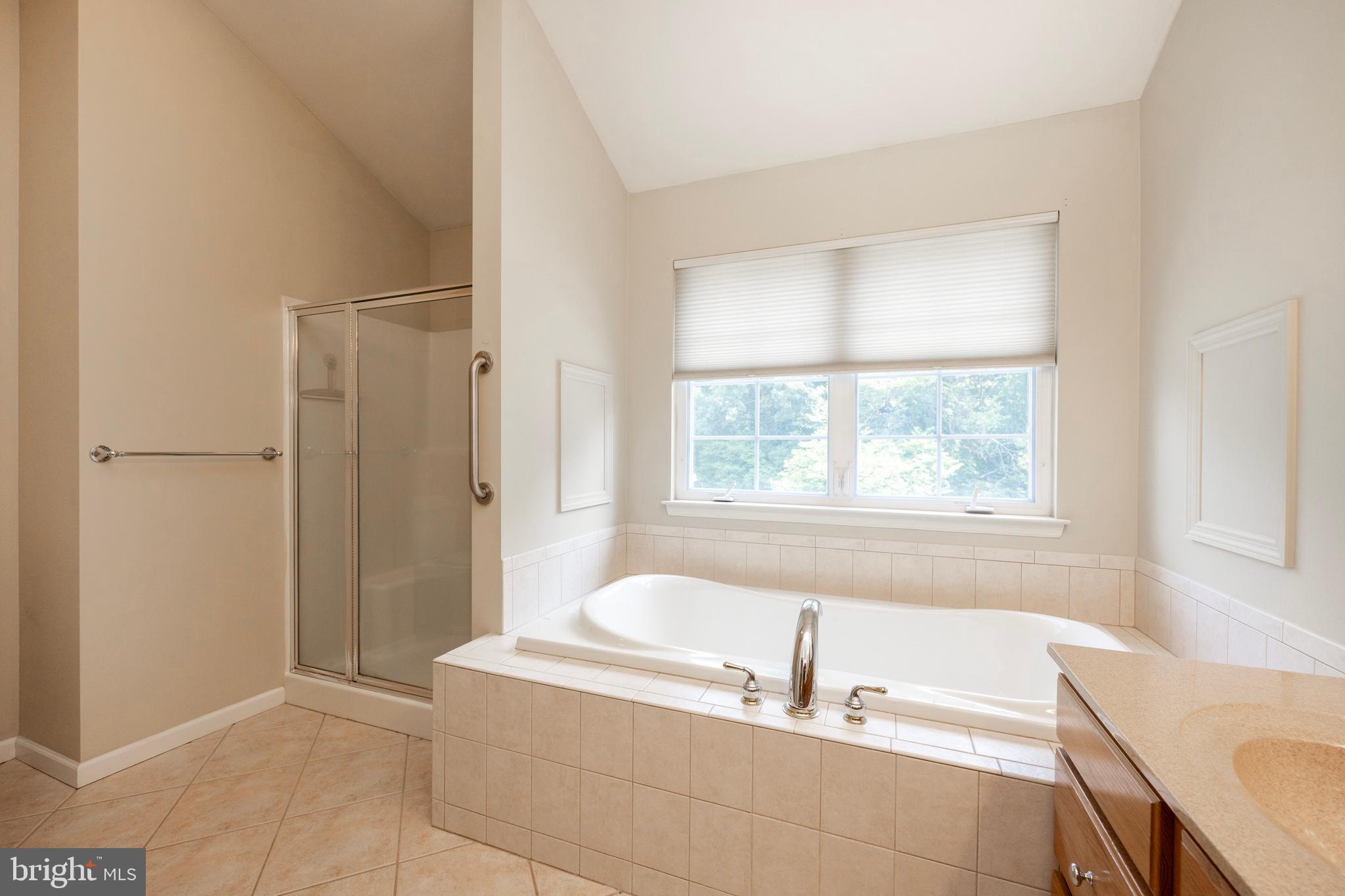 HILLBROOK FARMS - Residential