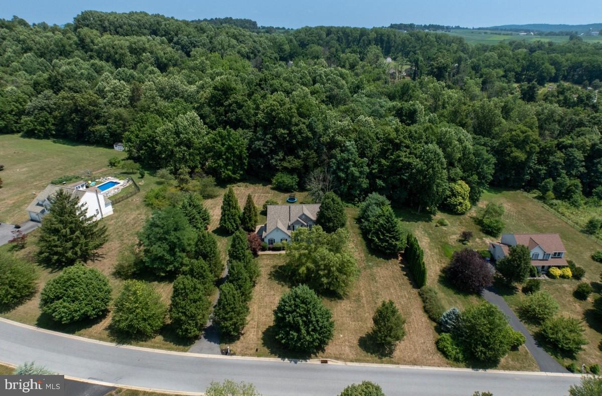 HILLBROOK FARMS - Residential