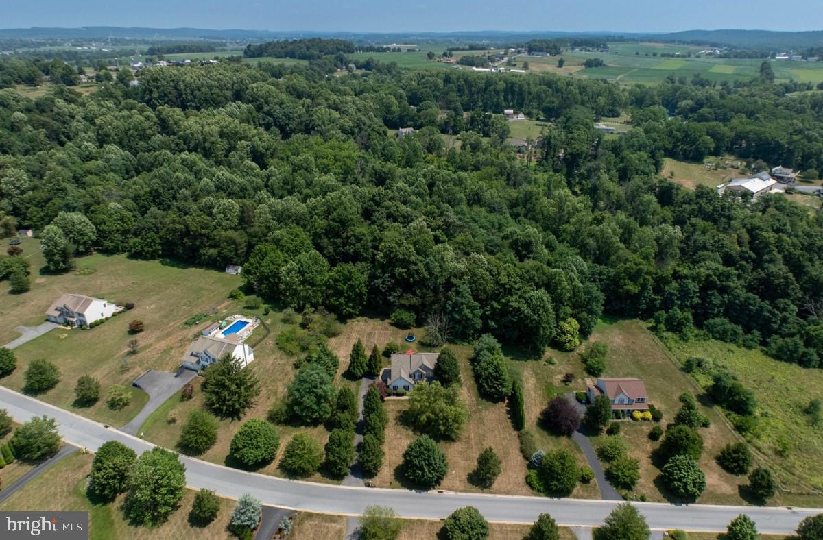 HILLBROOK FARMS - Residential