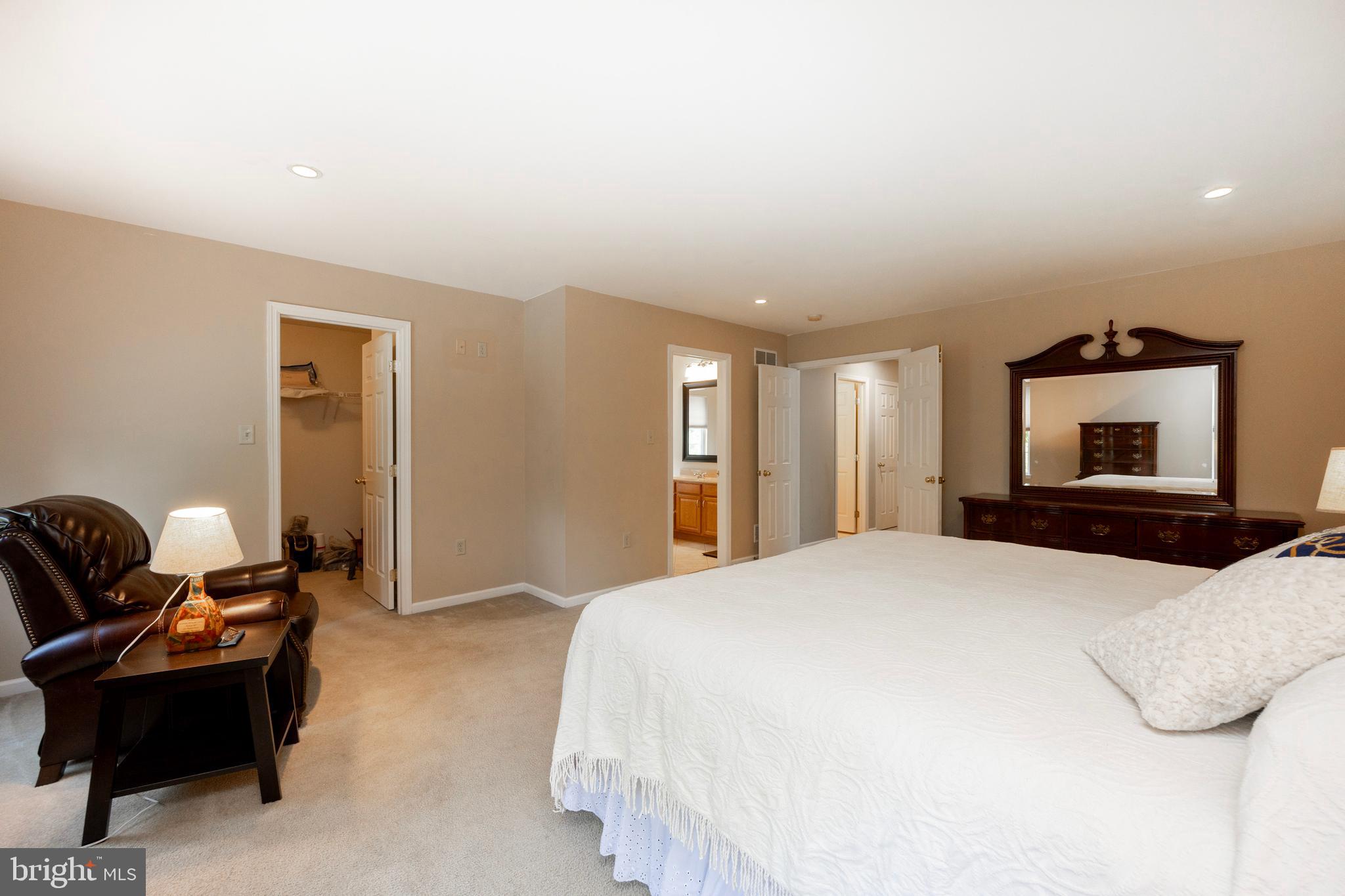 HILLBROOK FARMS - Residential