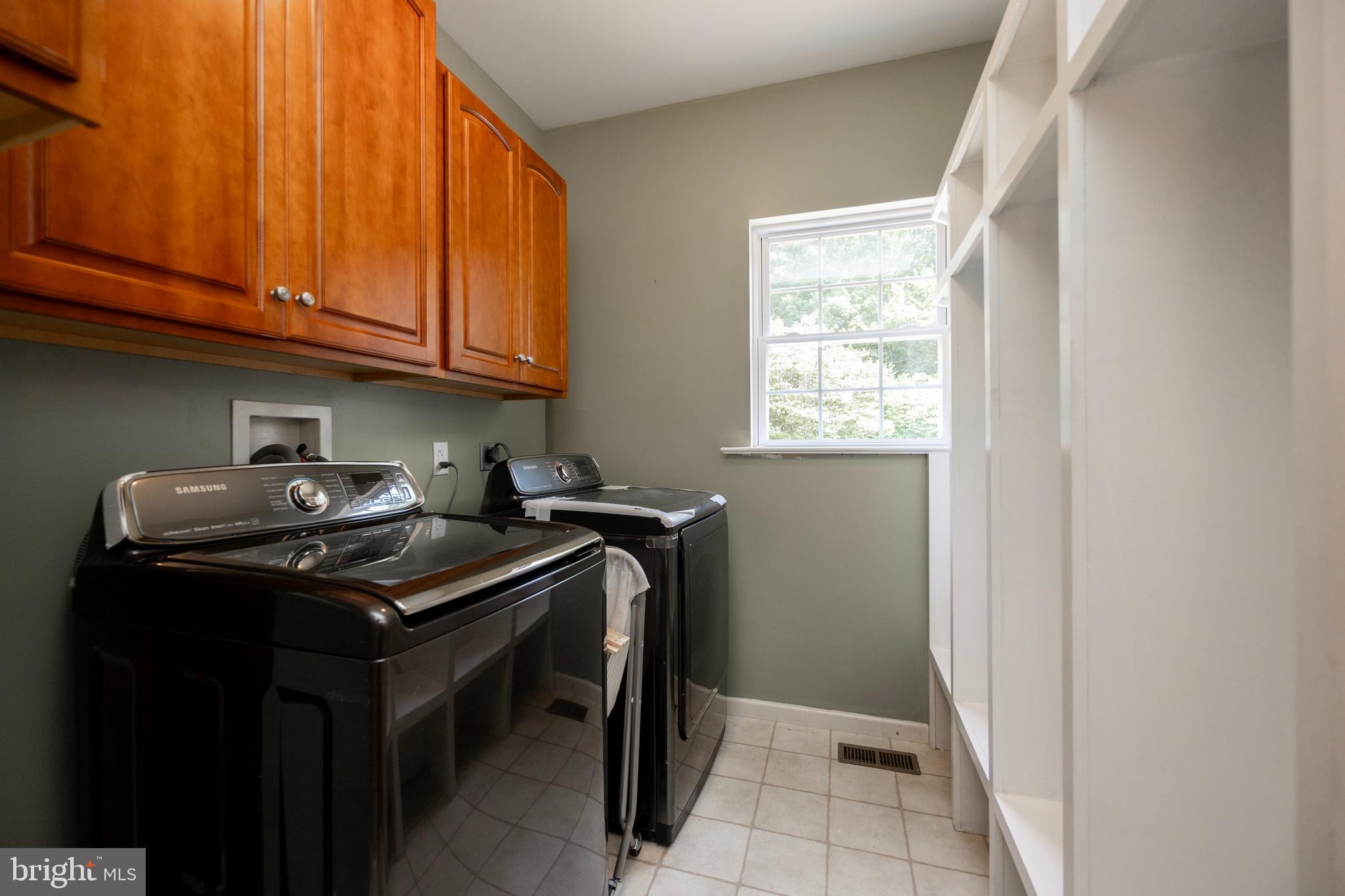 HILLBROOK FARMS - Residential